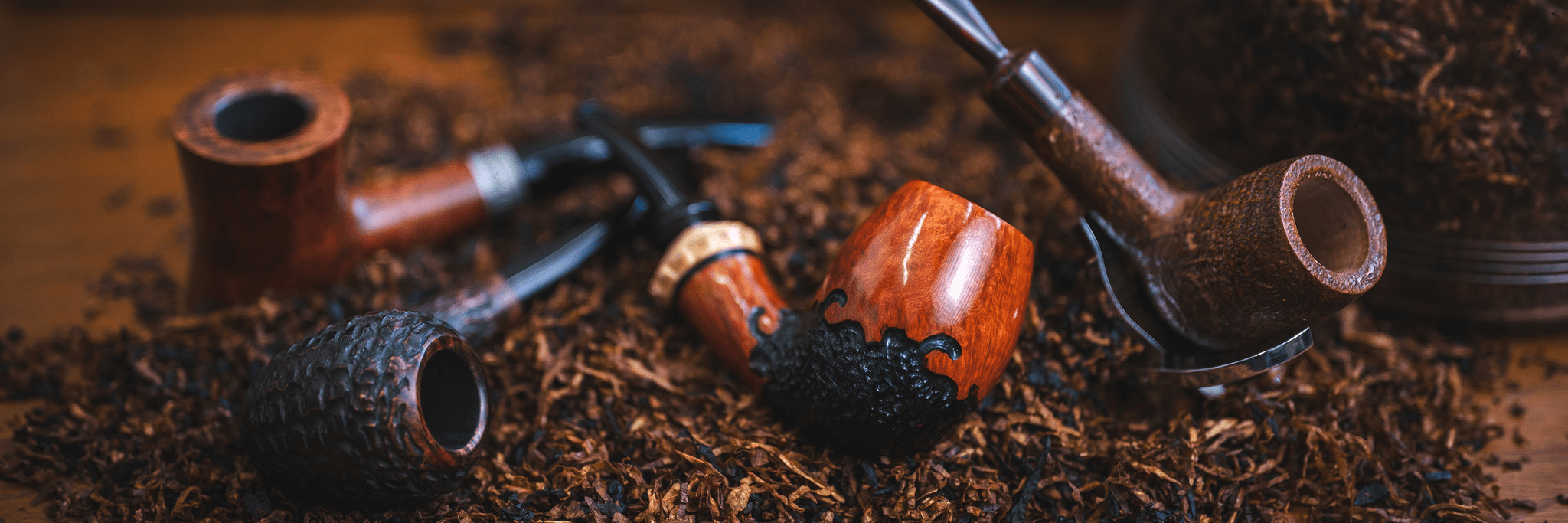 2048x683 Pipe Collection for Smoking Connoisseurs. Cigar Studio