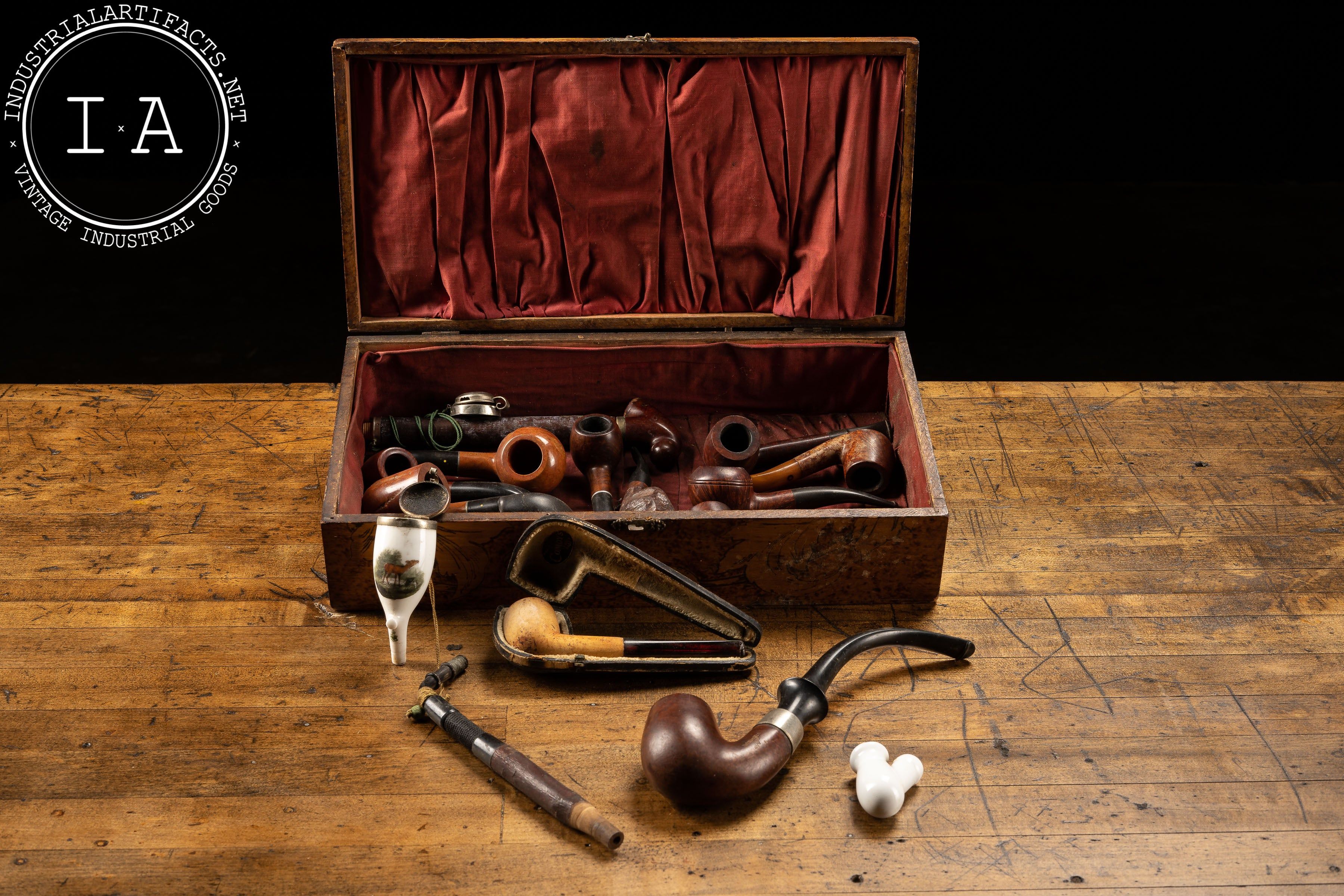 3600x2400 Assorted Lot of Vintage Smoking Pipes with Box