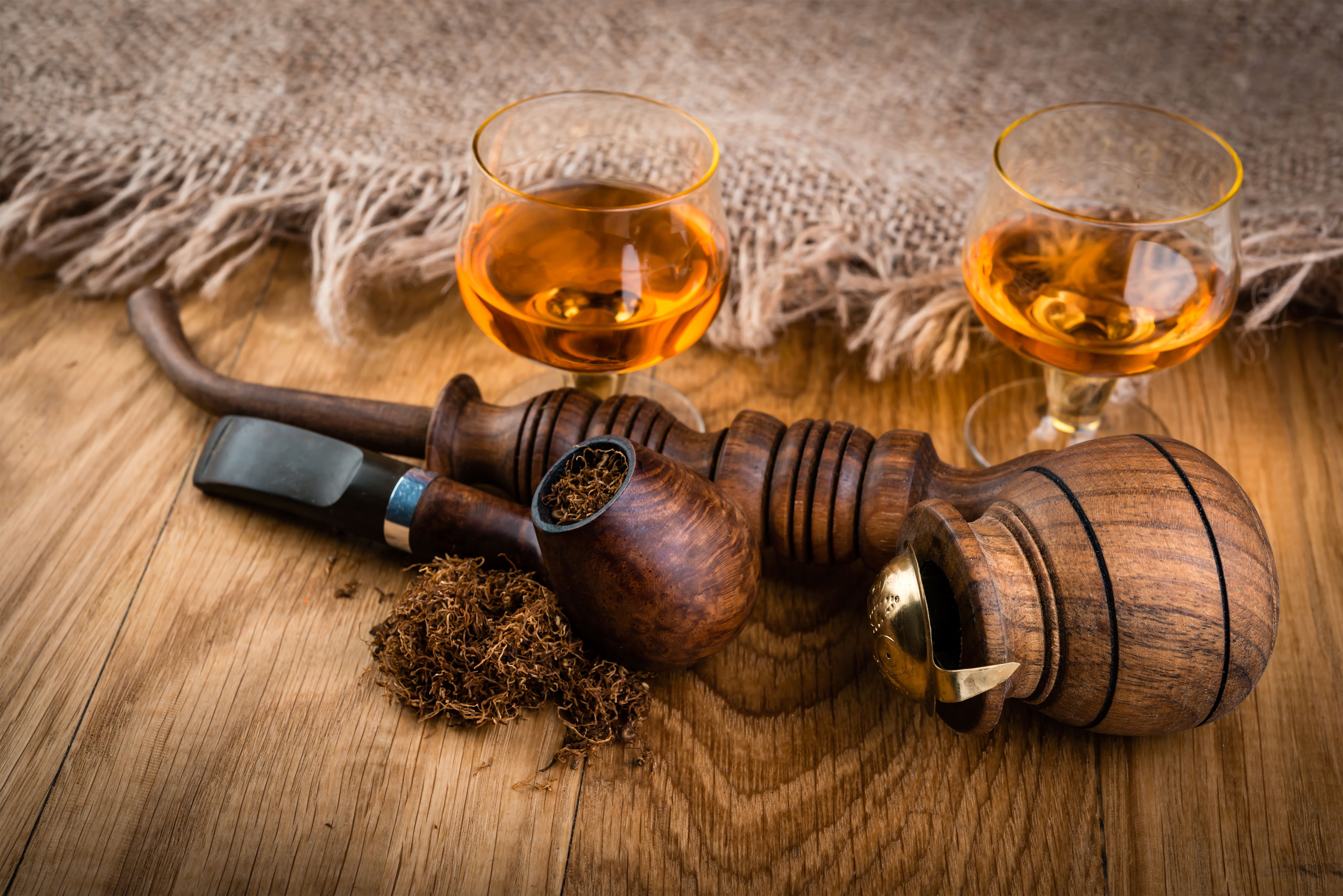 5000x3337 Pipe and Whiskey Background​-Quality Free Image and Transparent PNG Clipart
