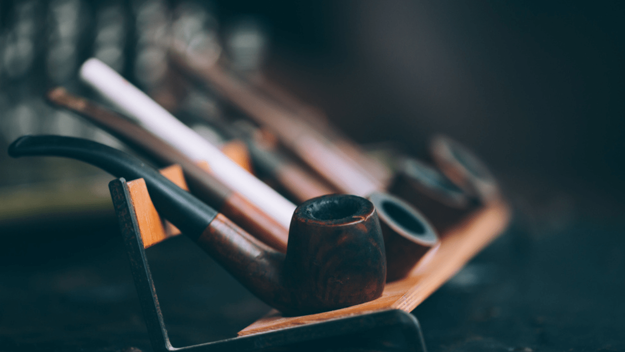 1280x720 Rare Tobacco Pipes That Command High Auction Prices