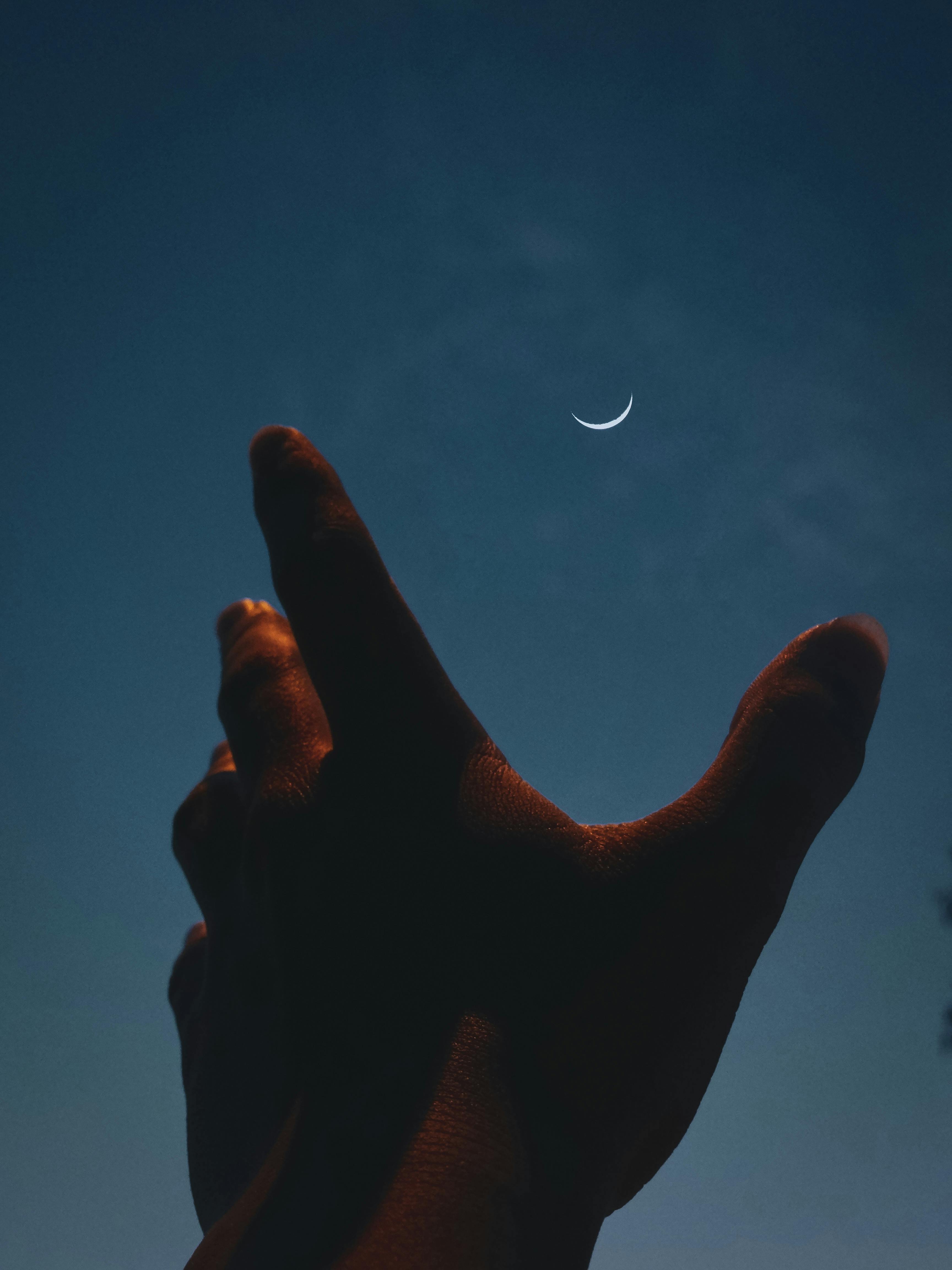3456x4608 Hand Reaching for the Moon · Free
