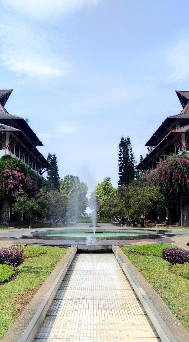 663x1200 Halo #sobatITB. Mumpung Air Mancurnya Lagi Nyala, Mimin Mau Bagi Bagi Wallpaper Nih Buat Yang Kangen Kampus