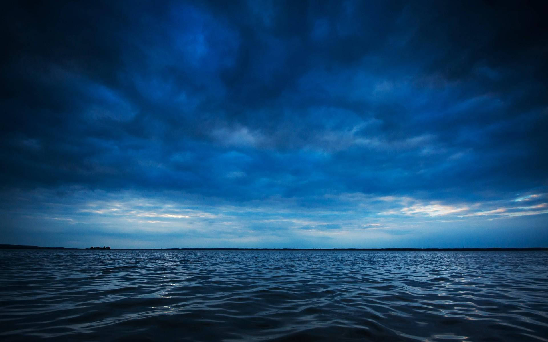 1920x1200 Download Dark Blue Aesthetic Calm Sea Wallpaper