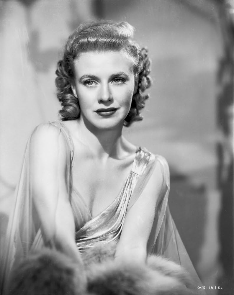 793x1000 Ginger Rogers Portrait Red lipstick Curly Hair Photo Print (8 x 10): Posters & Prints