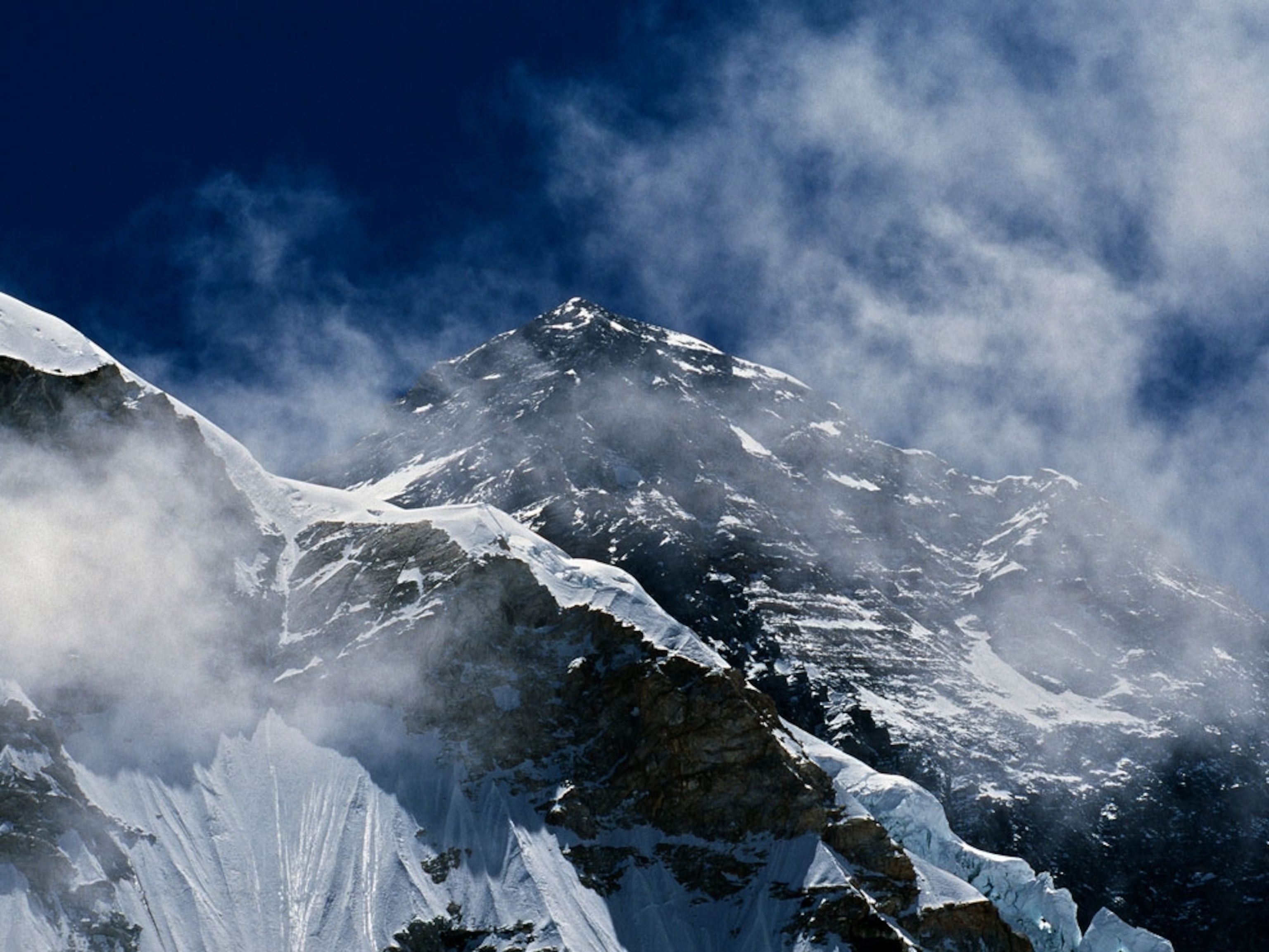 3072x2306 Climbing Everest Picture, Everest Photo, Gallery, Wallpaper