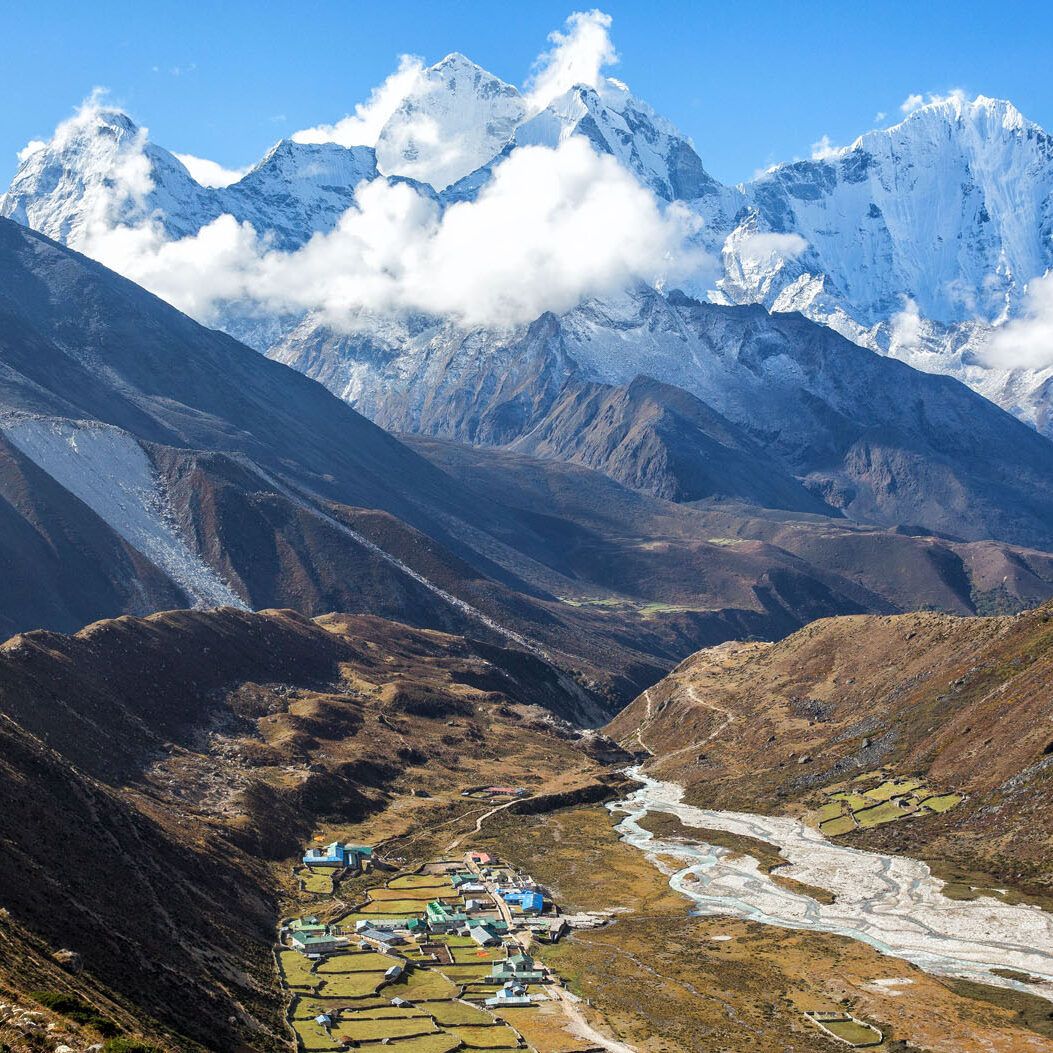 1053x1053 Everest Base Camp Trek in 18 Amazing Photo