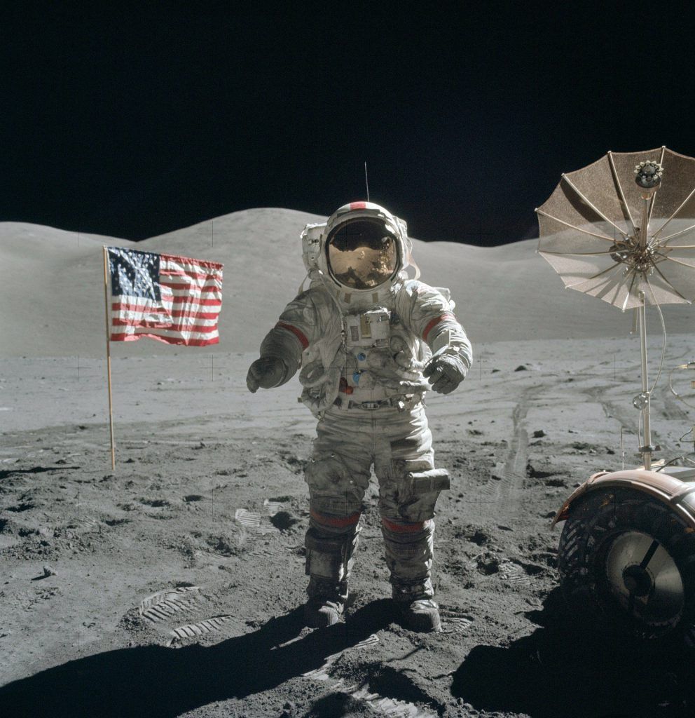 992x1024 Do the Moon Walk!