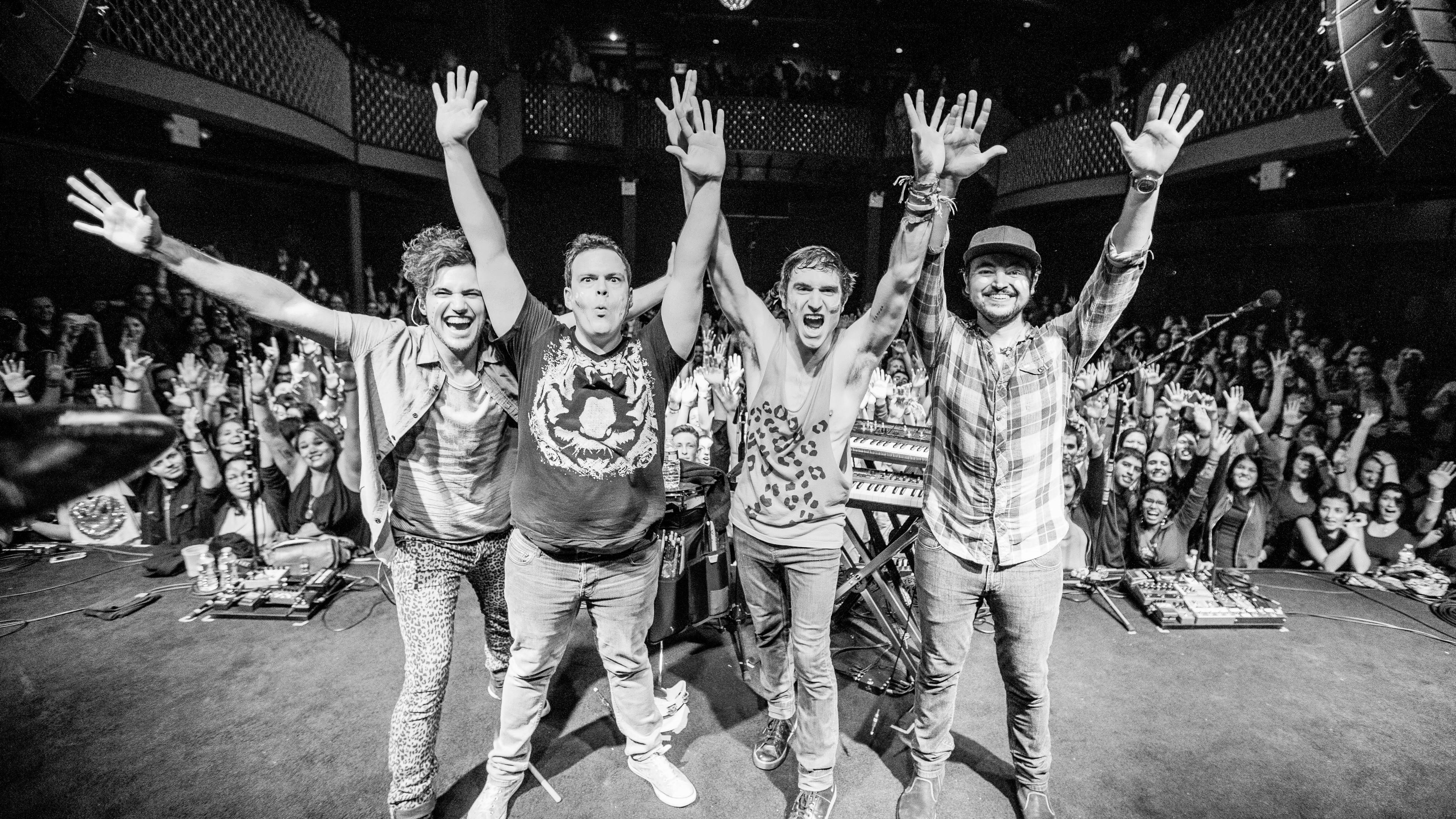 3840x2160 Walk The Moon Wallpaper