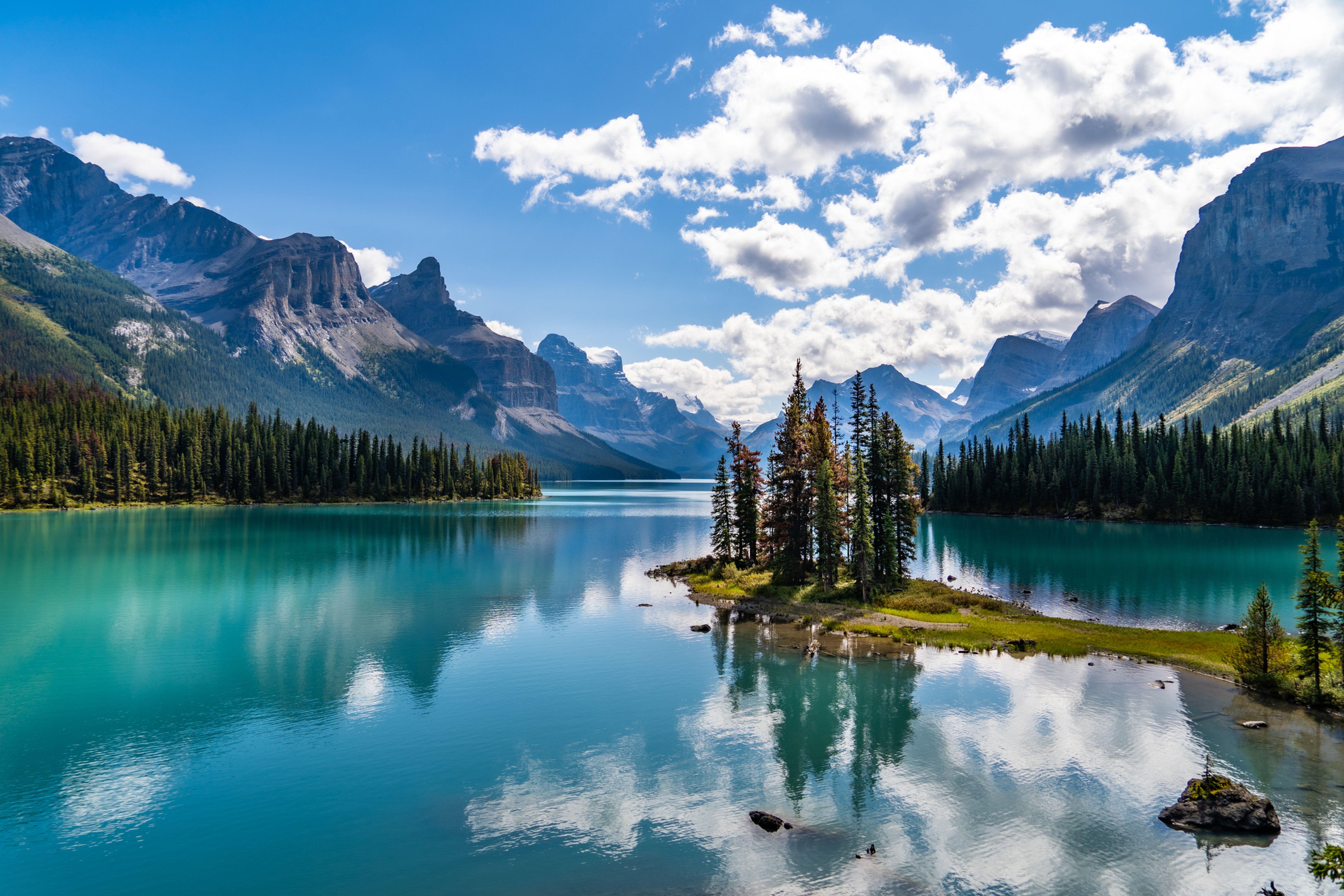 6000x4000 Self Drive Alberta Icefields Parkway