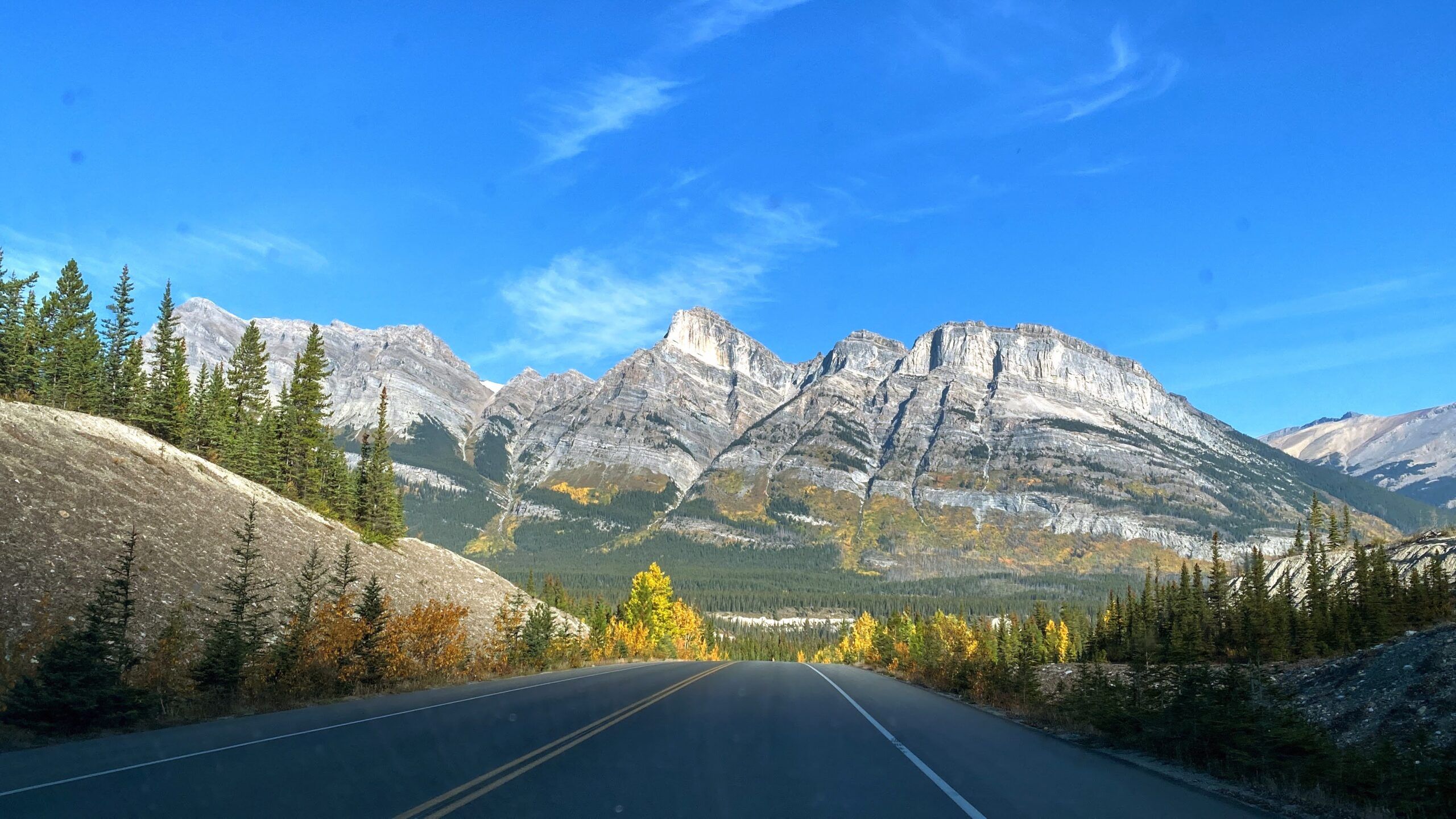 2560x1440 Icefields Parkway befitting life