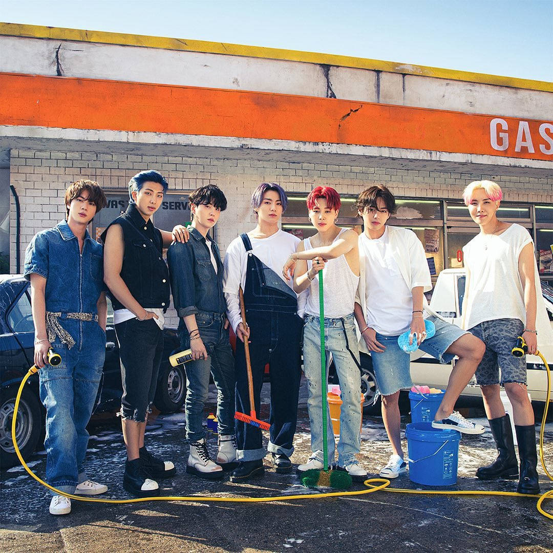 1080x1080 Download BTS Butter Group Hoses Wallpaper