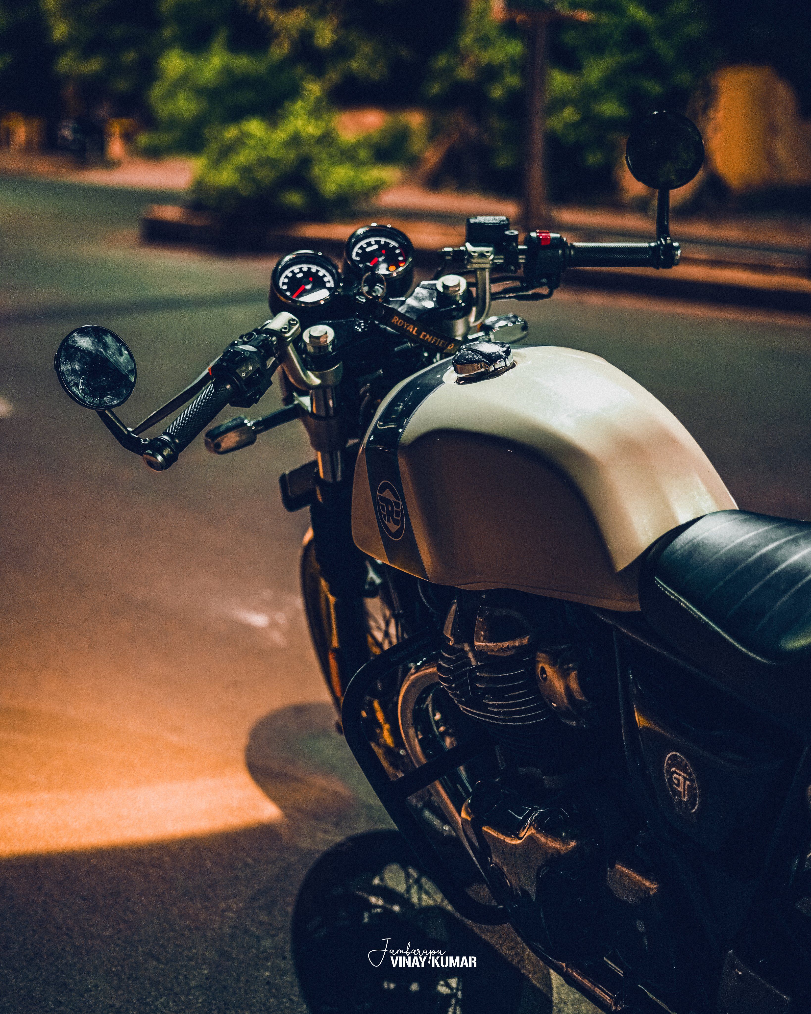 3277x4096 Continental GT 650 4k Wallpaper
