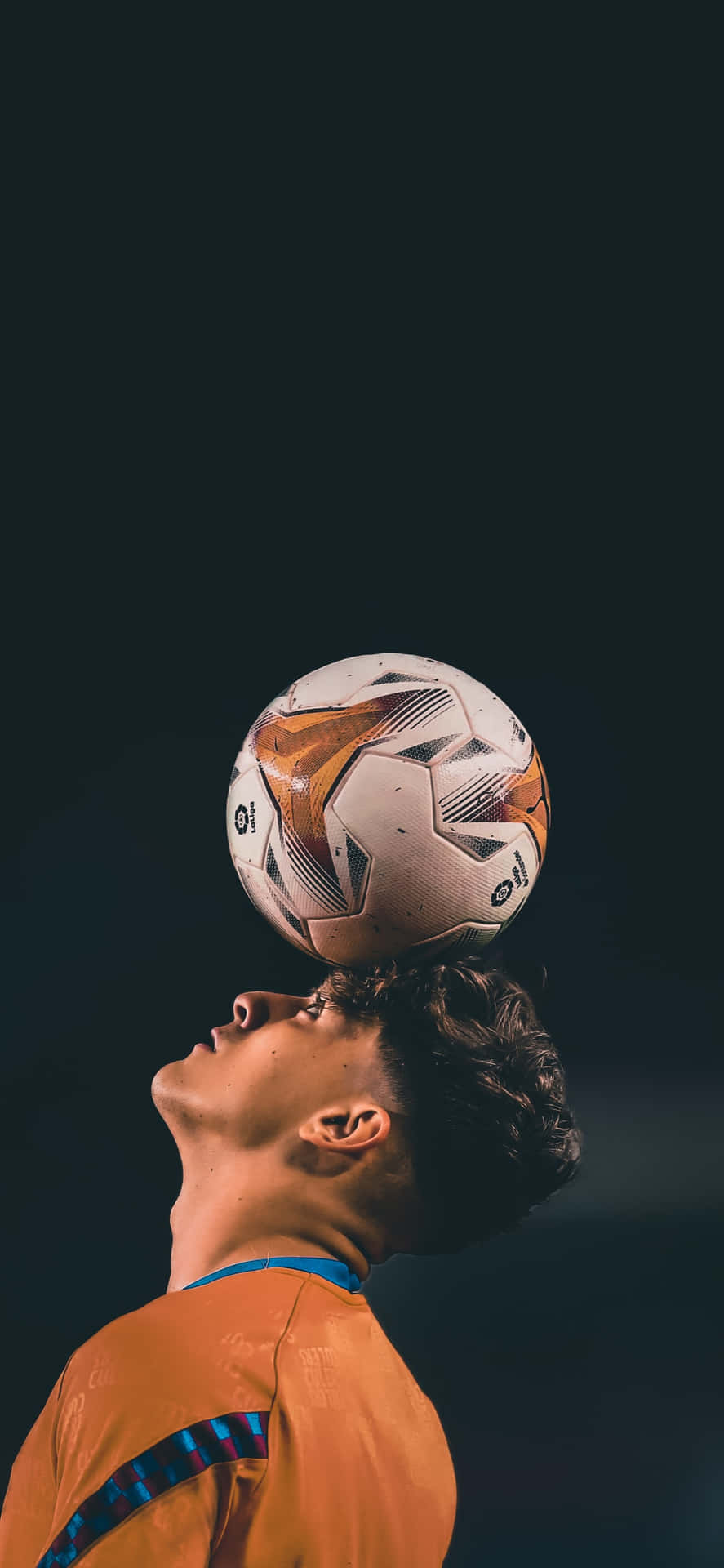 887x1920 Gavi Wallpaper