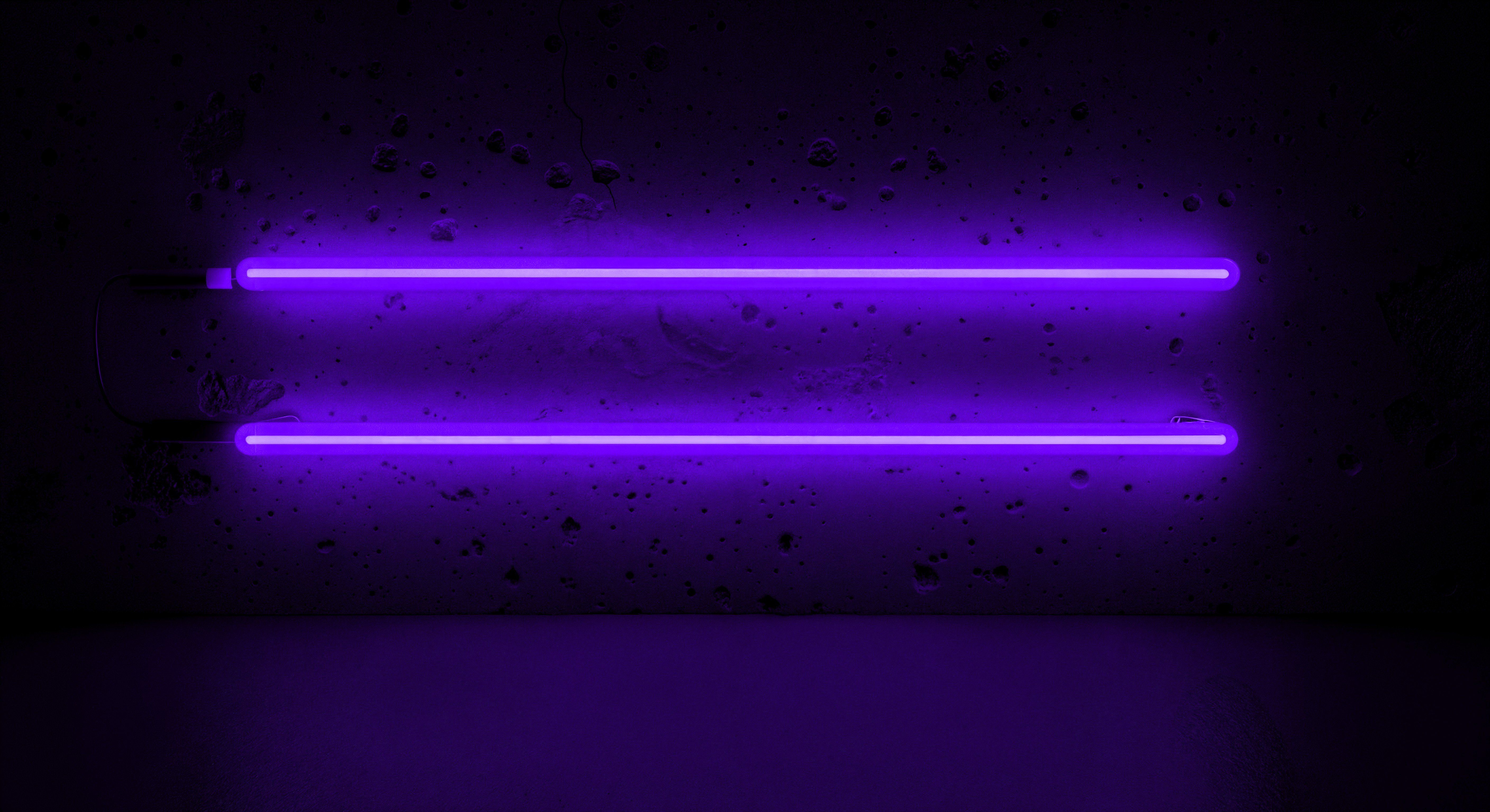 5632x3072 Purple neon light bars Wallpaper for Desktop