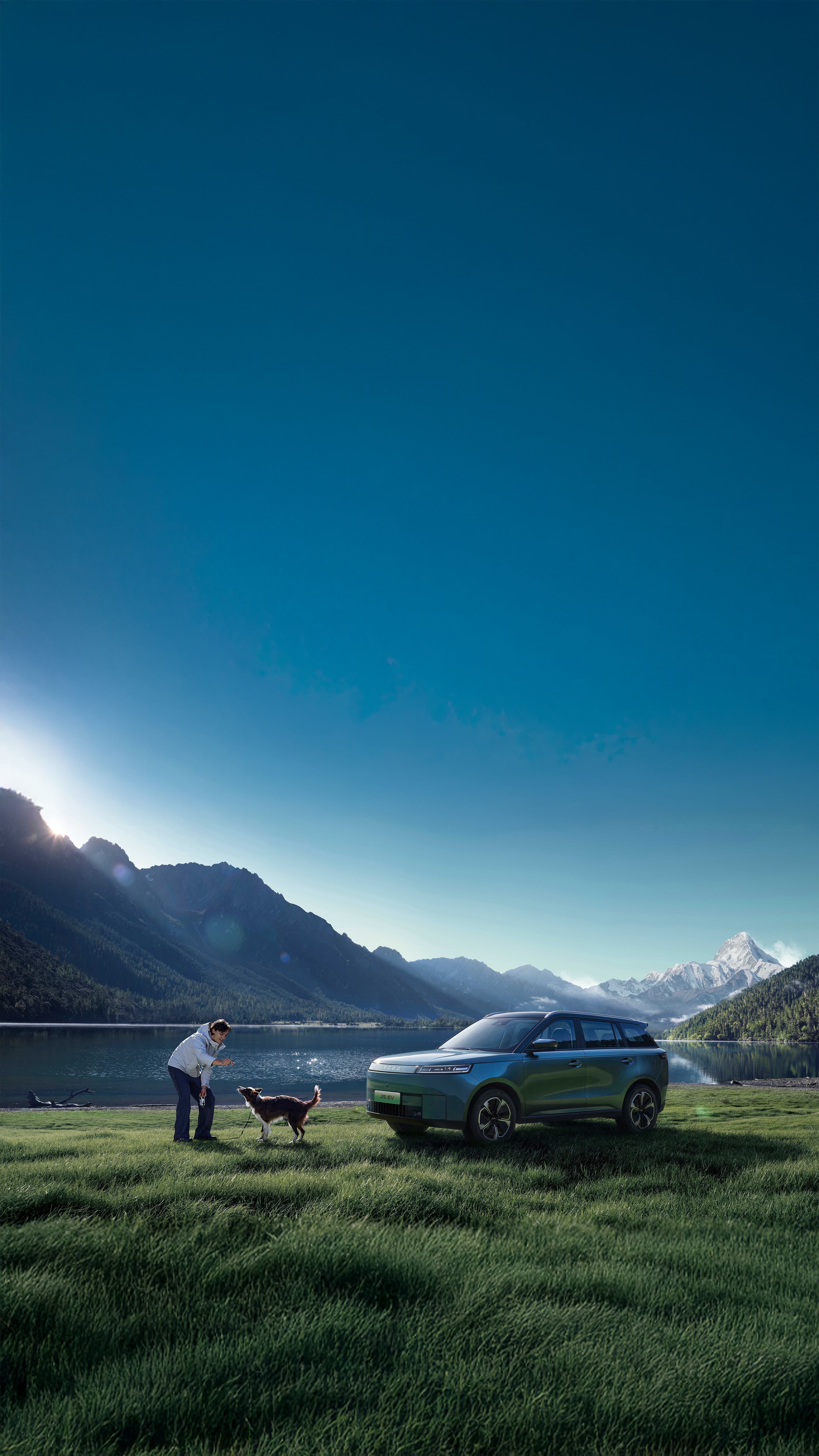 3840x6827 JAECOO J5 EV Premium Electric SUV for Outdoor Adventure