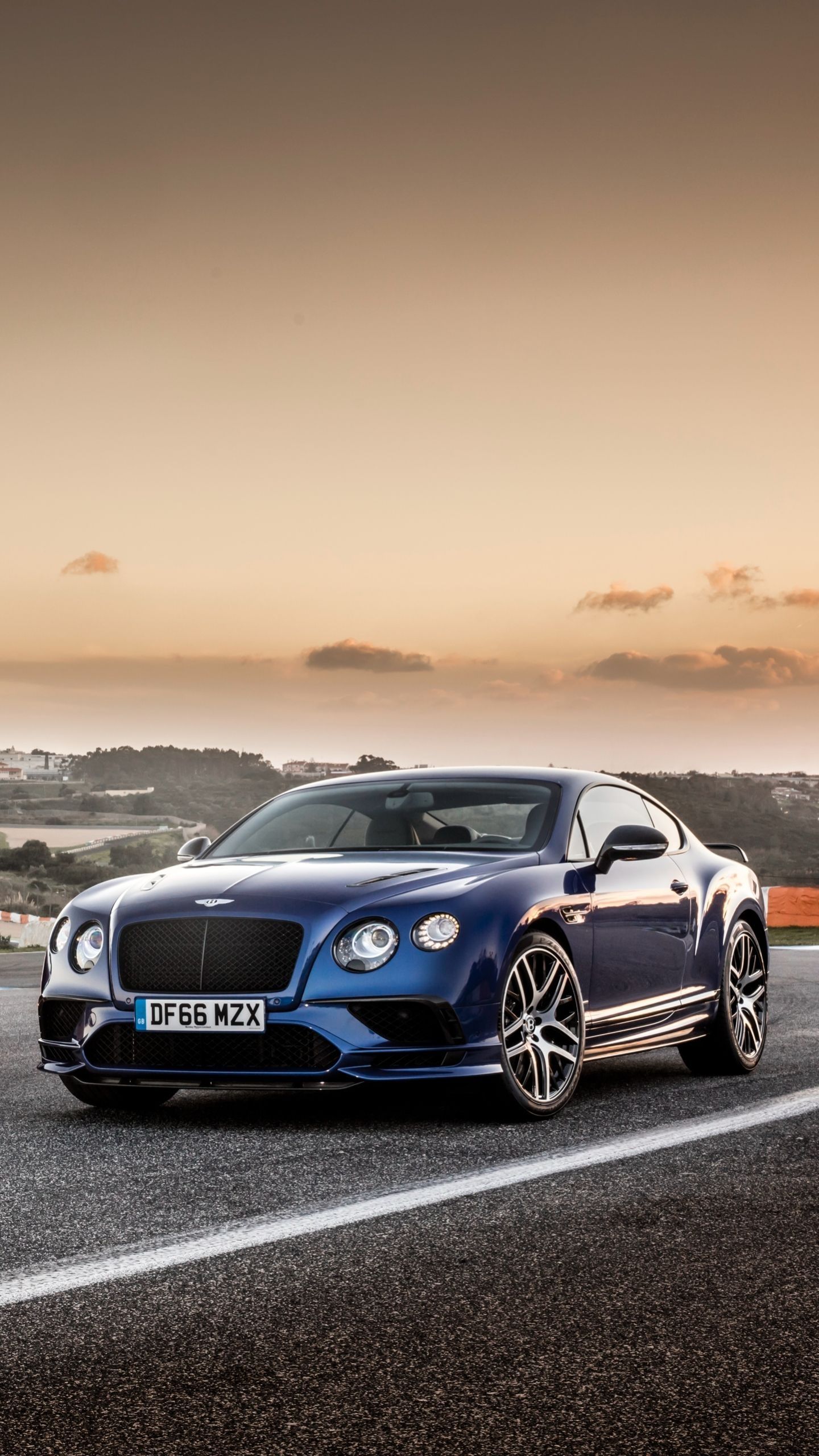 1440x2560 Bentley Continental GT Wallpaper