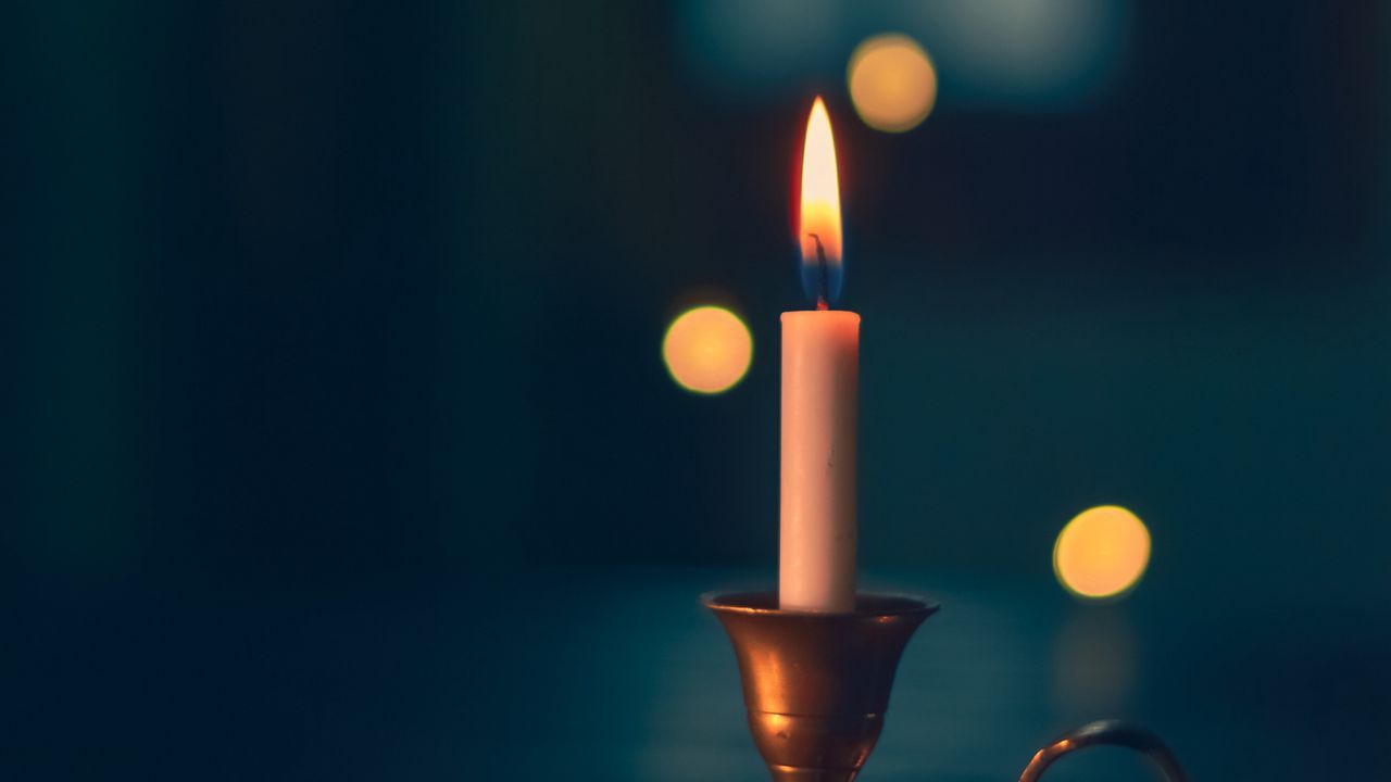 1280x720 Wallpaper candle, candlestick, wax, wick, fire, blur hd, picture, image
