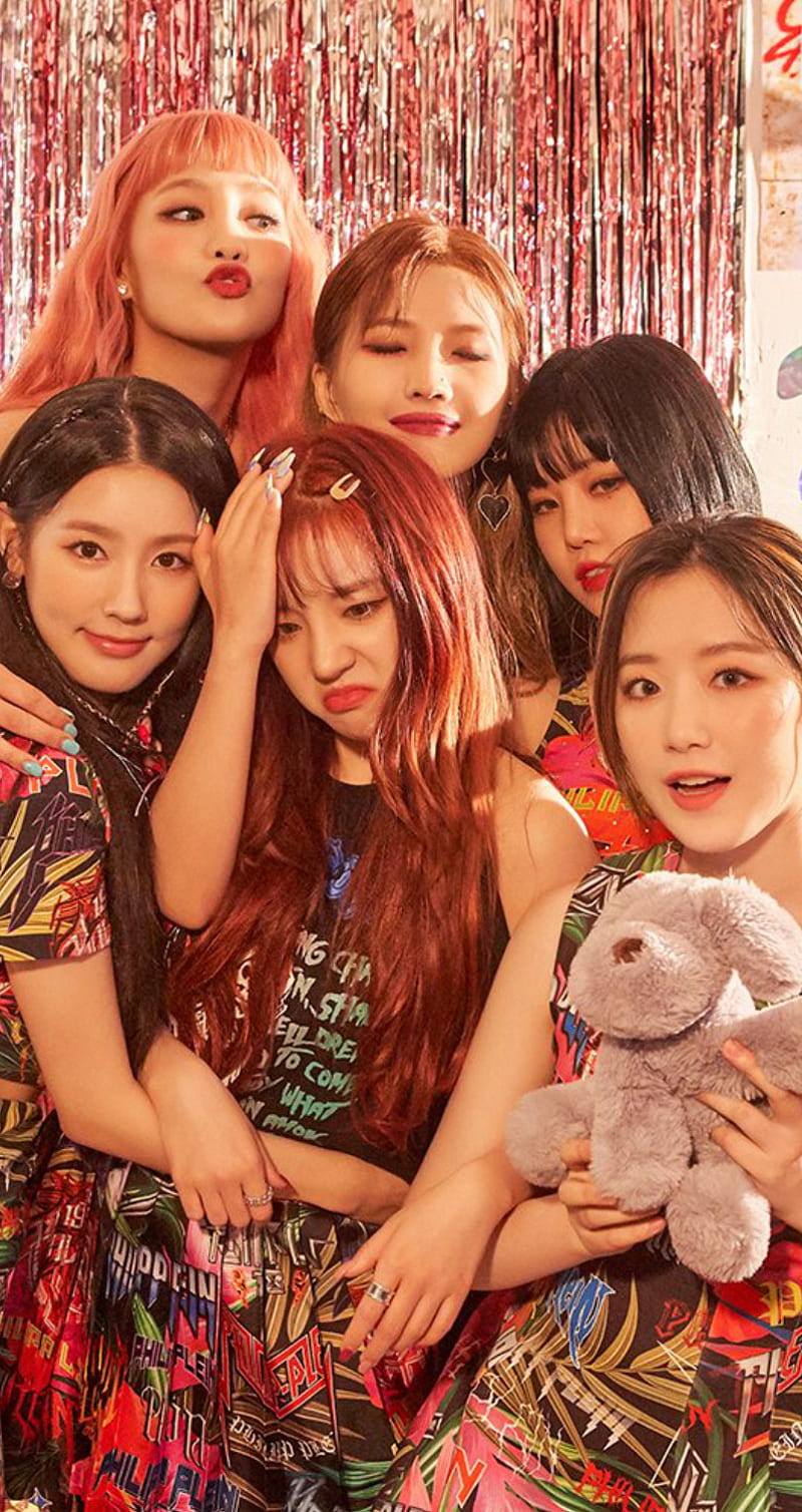 800x1508 Gidle, Cho Miyeon, G Idle, G Idle, Idle, Jeon Soyeon, Kpop, Minnie, Seo Soojin, HD Phone Wallpaper