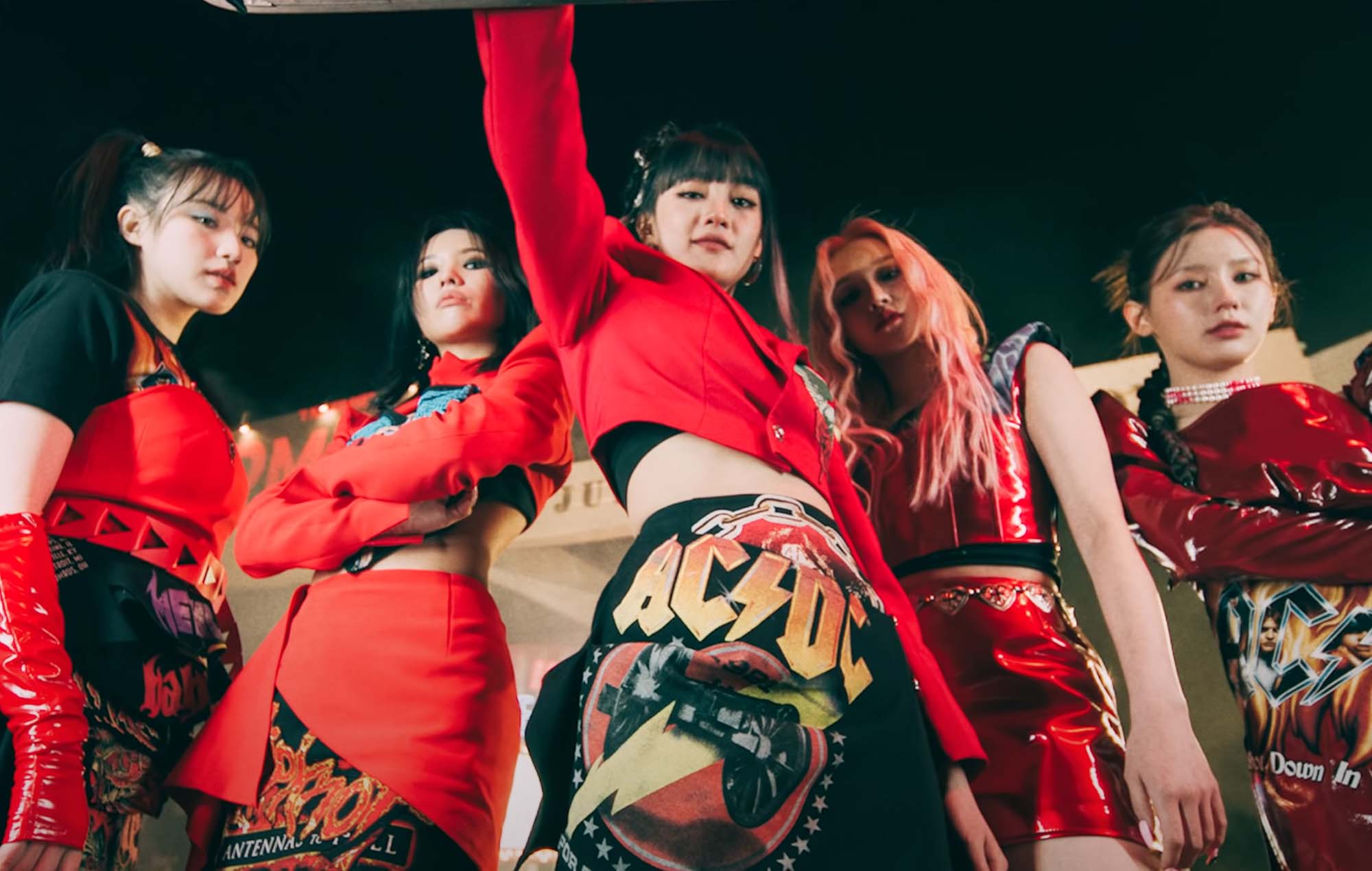 2000x1270 G)I DLE