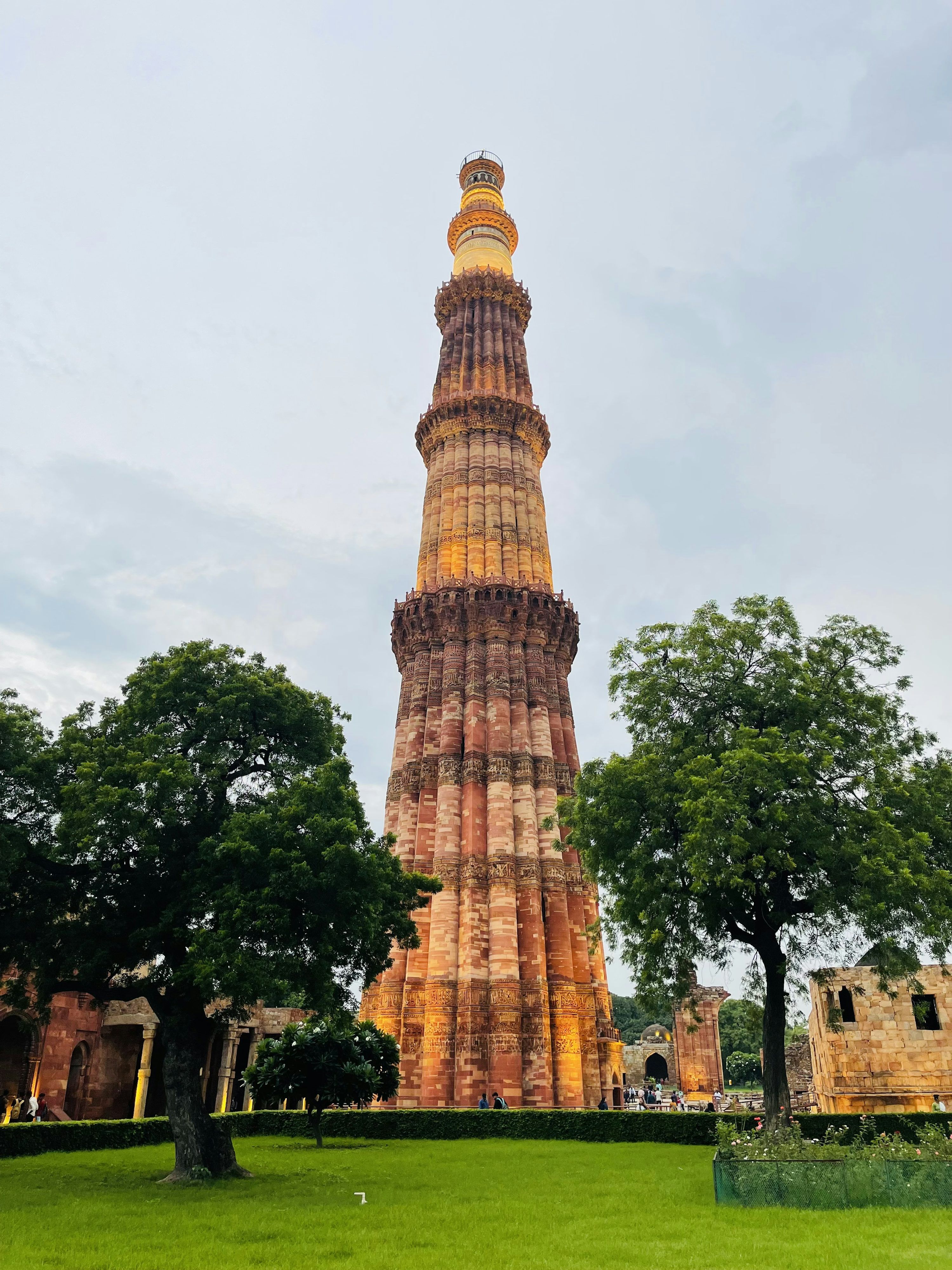3000x4000 Qutub Minar Picture. Download Free Image