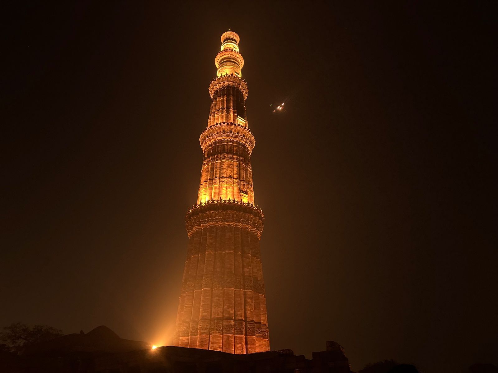 1600x1200 An Evening Visit to Qutub Minar Maps contribution stories Guides Connect