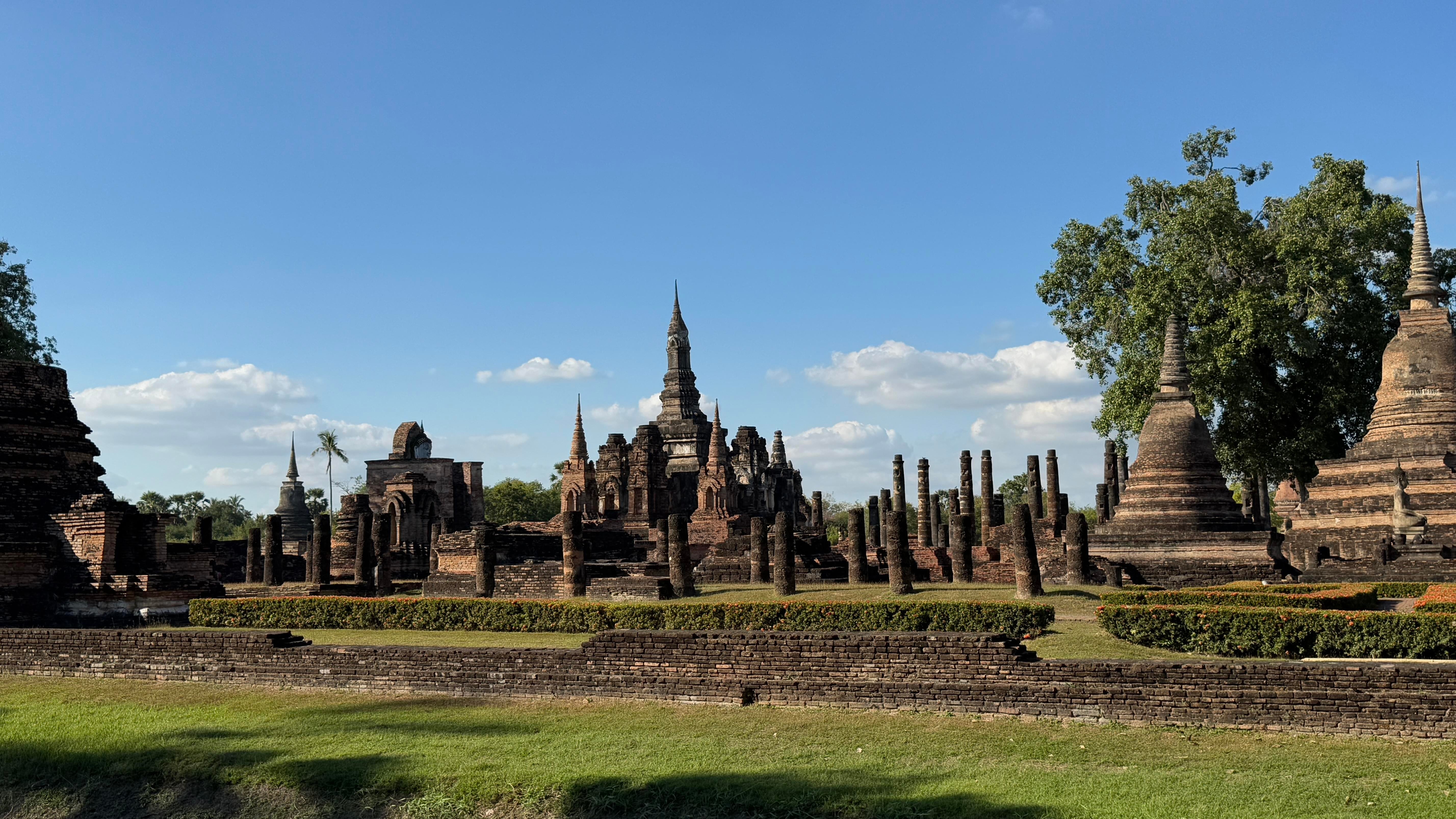 5712x3213 A Curator's Guide to Ayutthaya