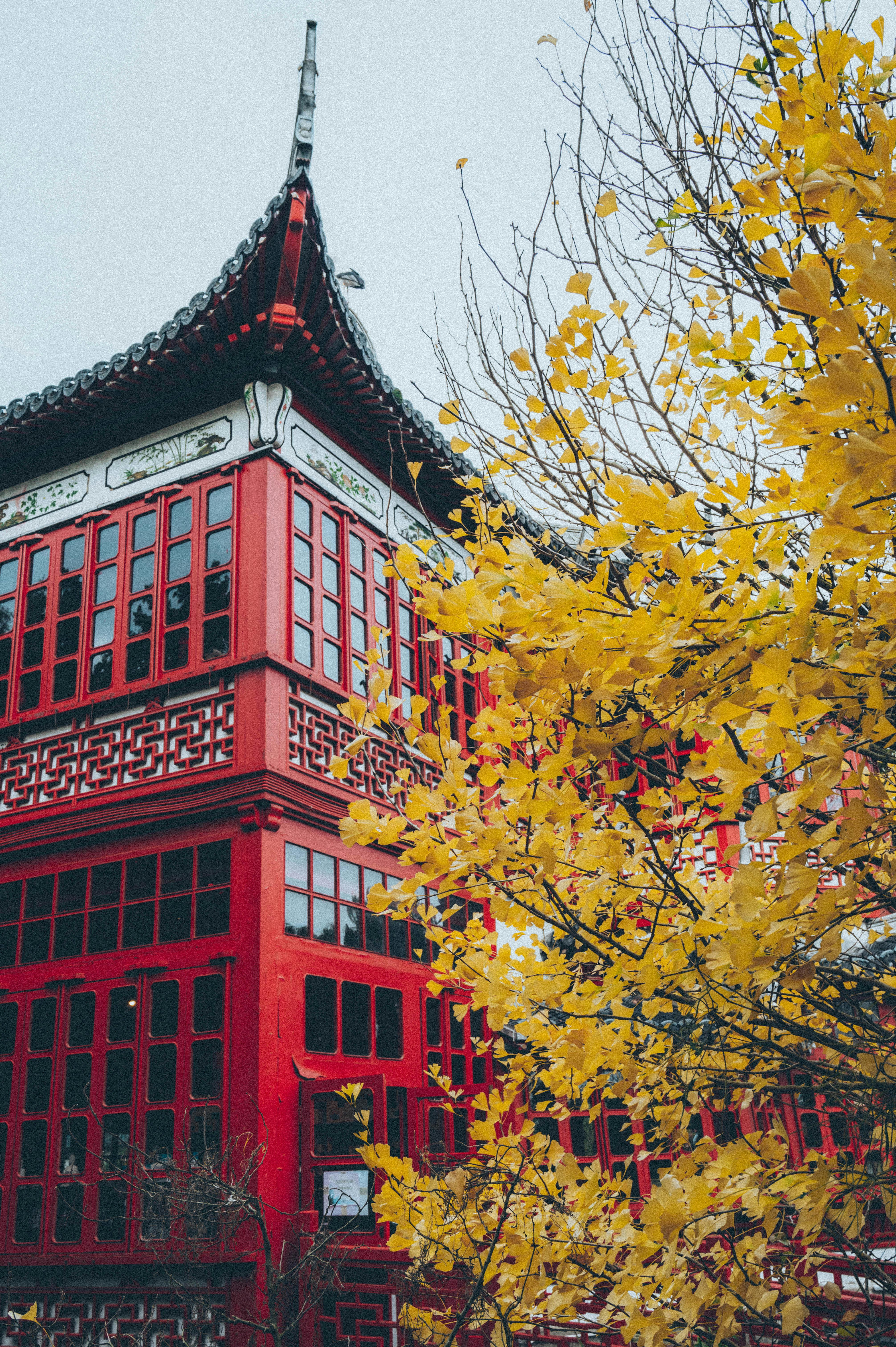 4024x6048 Palace in Fragrant Hills Park in Beijing, China · Free