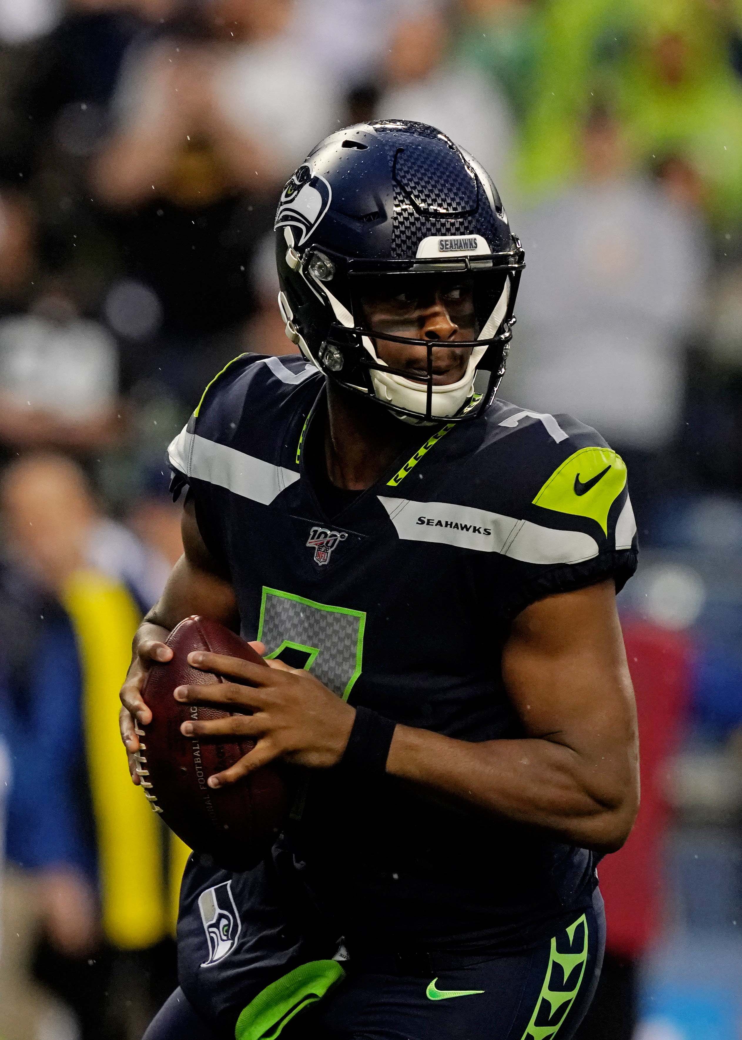 2525x3539 Seahawks Re Sign Geno Smith