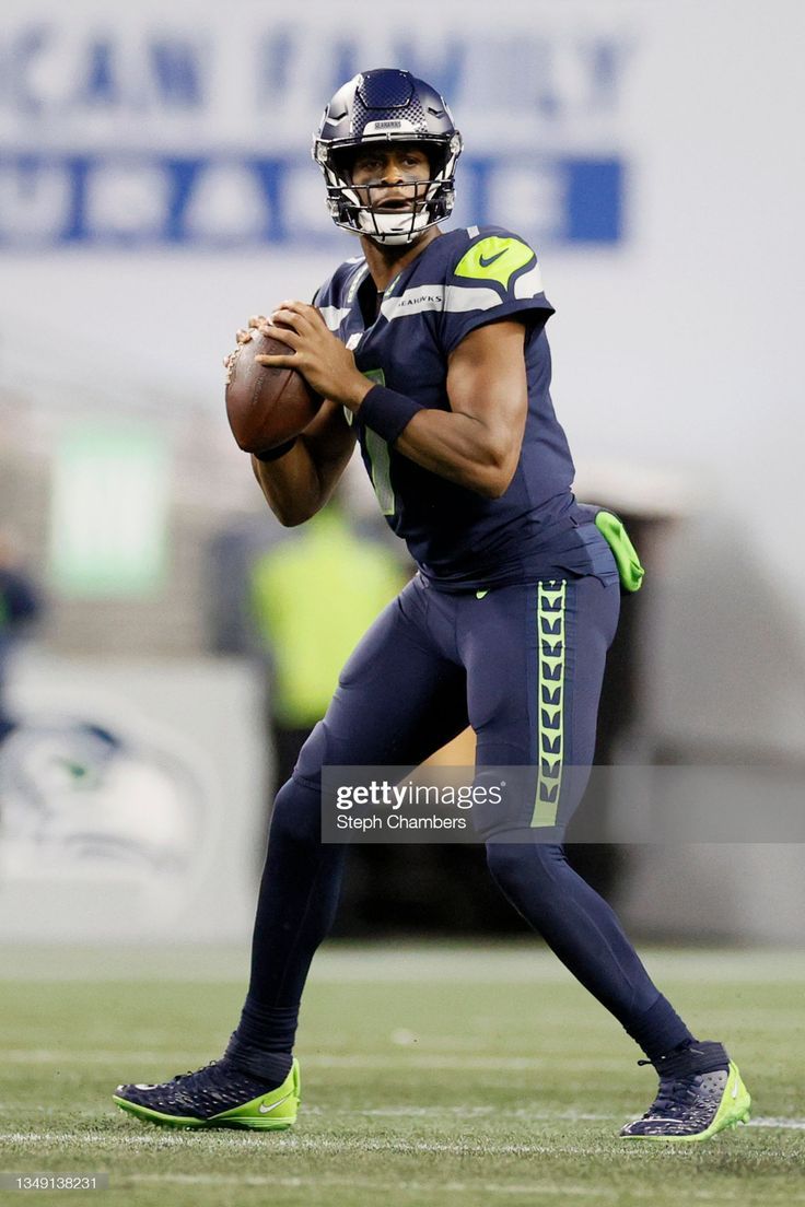 736x1104 News Photo : Geno Smith of the Seattle Seahawks in action
