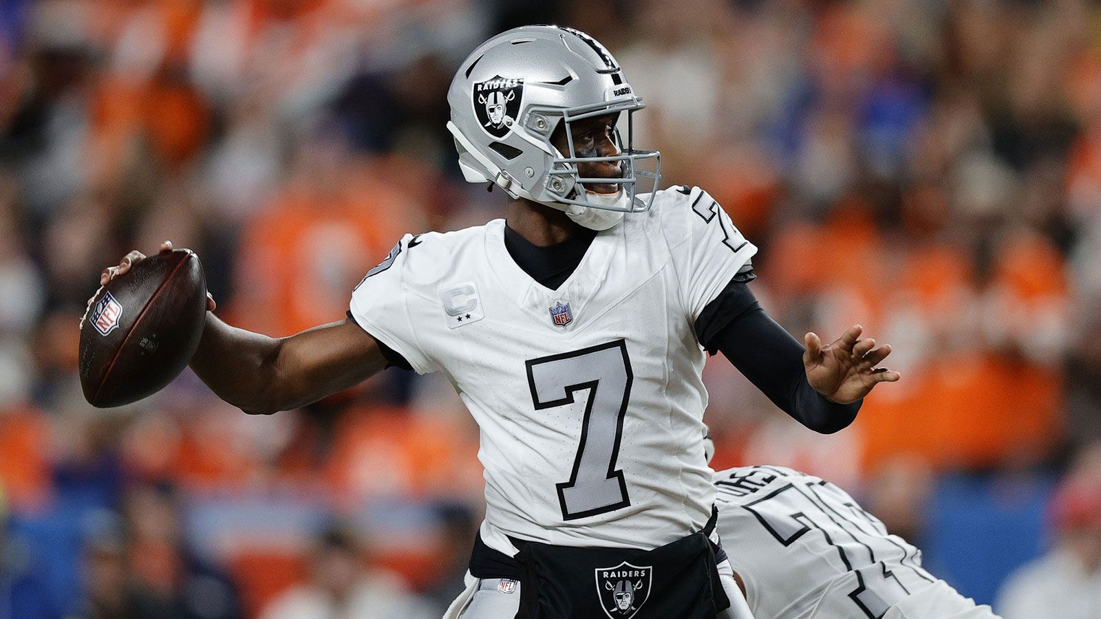 1600x900 Raiders news: Geno Smith opens up on playing through injury: 'That's how I'm wired'