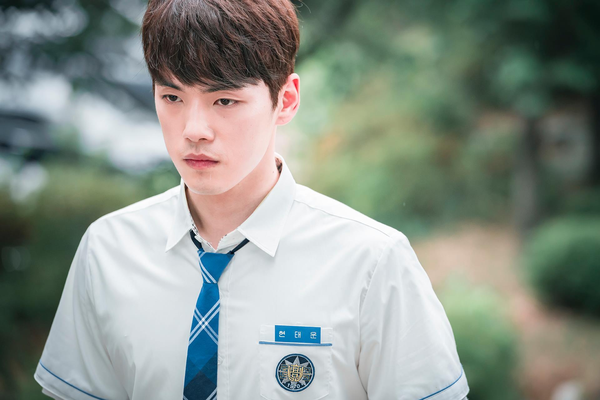 1920x1281 Kim Jung Hyun Captures Hearts In New “School 2017” Stills