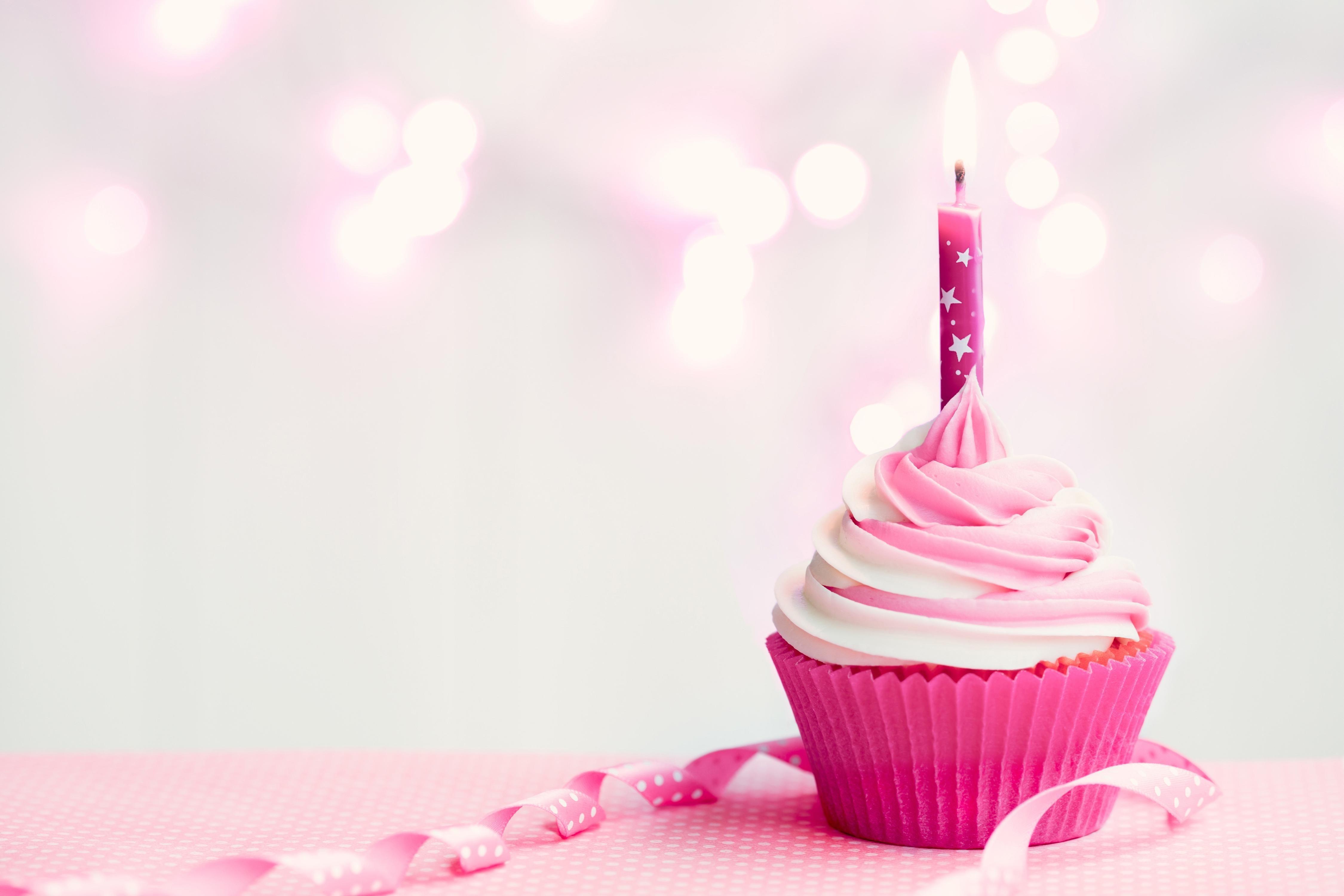 Hình nền 4500x3000 Birthday_cupcake_pink_happy_candle_abstract_hd