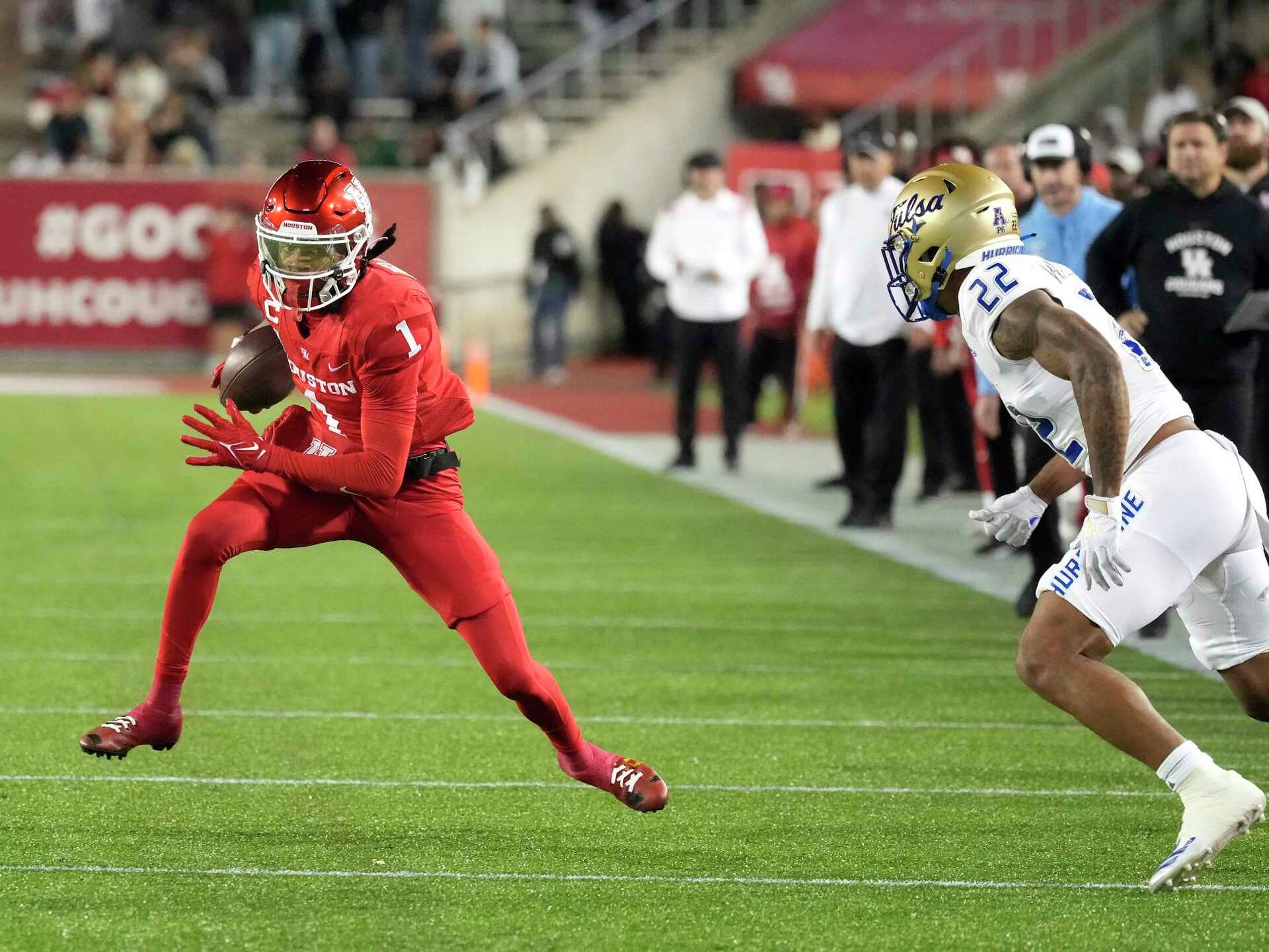 1920x1440 Houston Texans: What to know about UH receiver Tank Dell