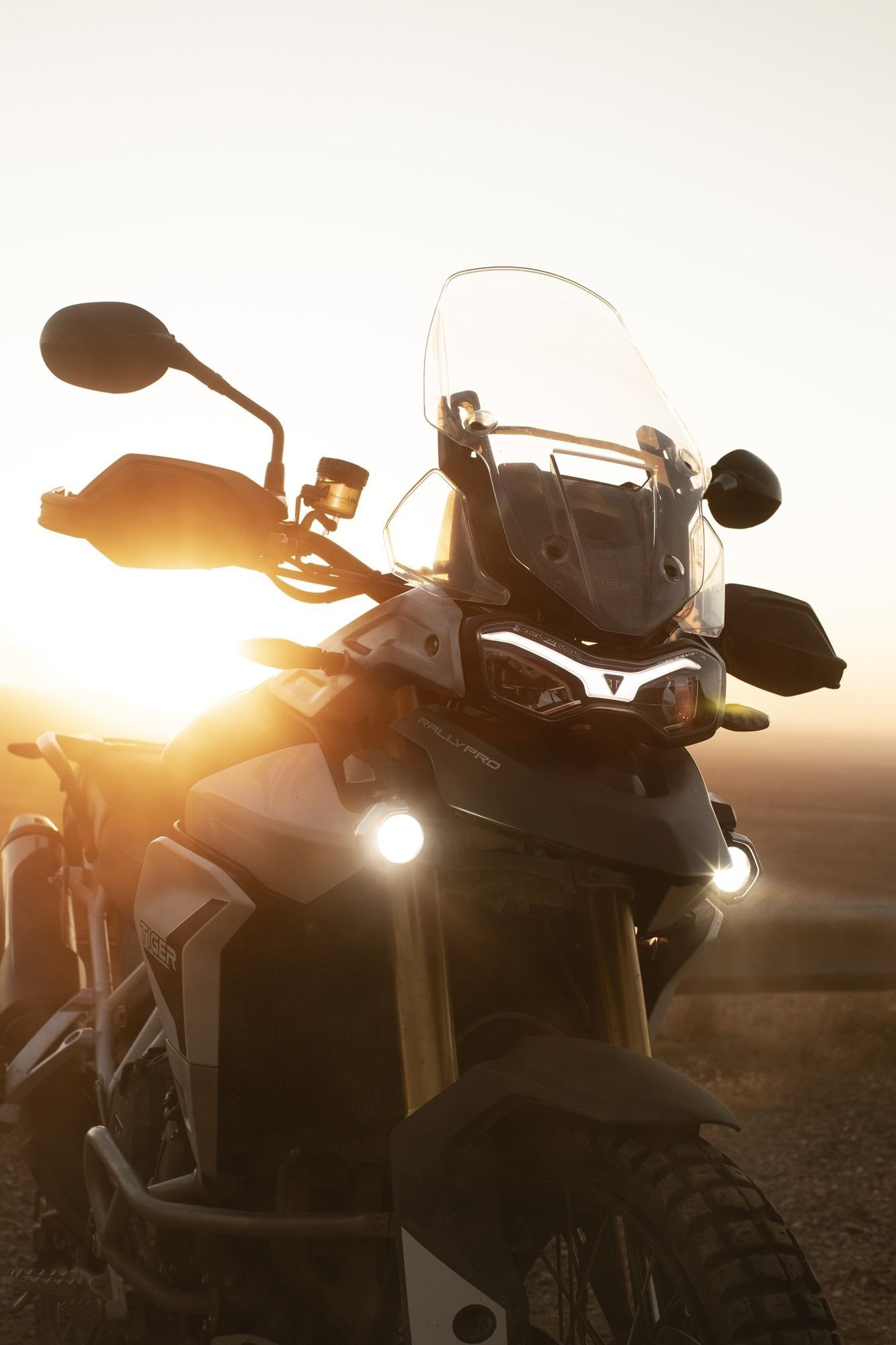 1333x2000 Triumph Tiger 900 Wallpaper