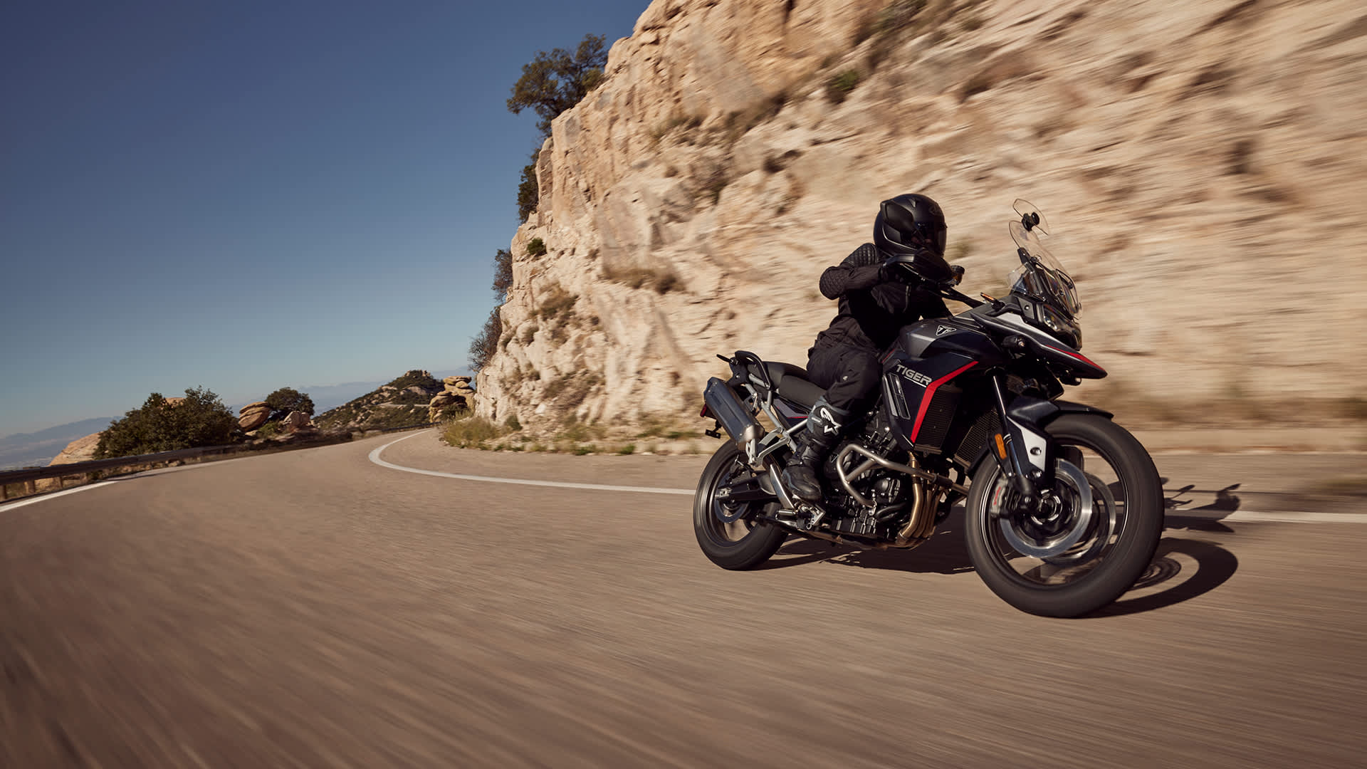 1920x1080 TIGER 900. For the Ride
