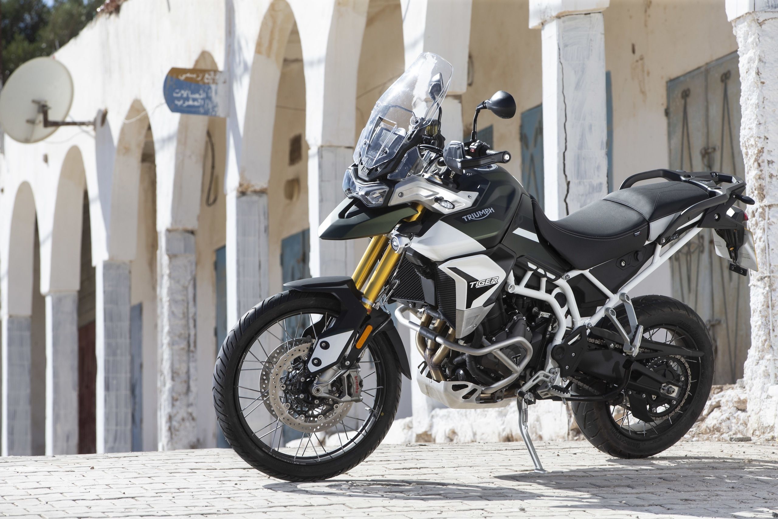 2560x1707 Triumph Tiger 900 Wallpaper