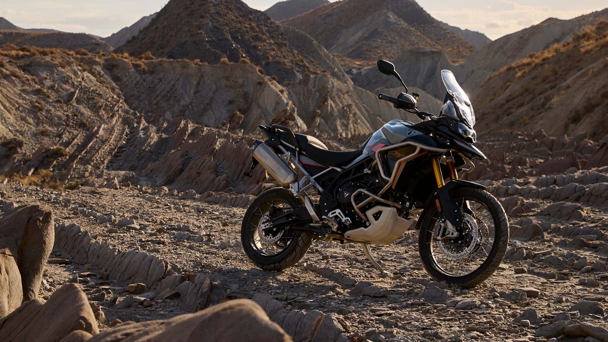 2048x1152 New Triumph TIGER 900 DESERT EDITION in Dublin