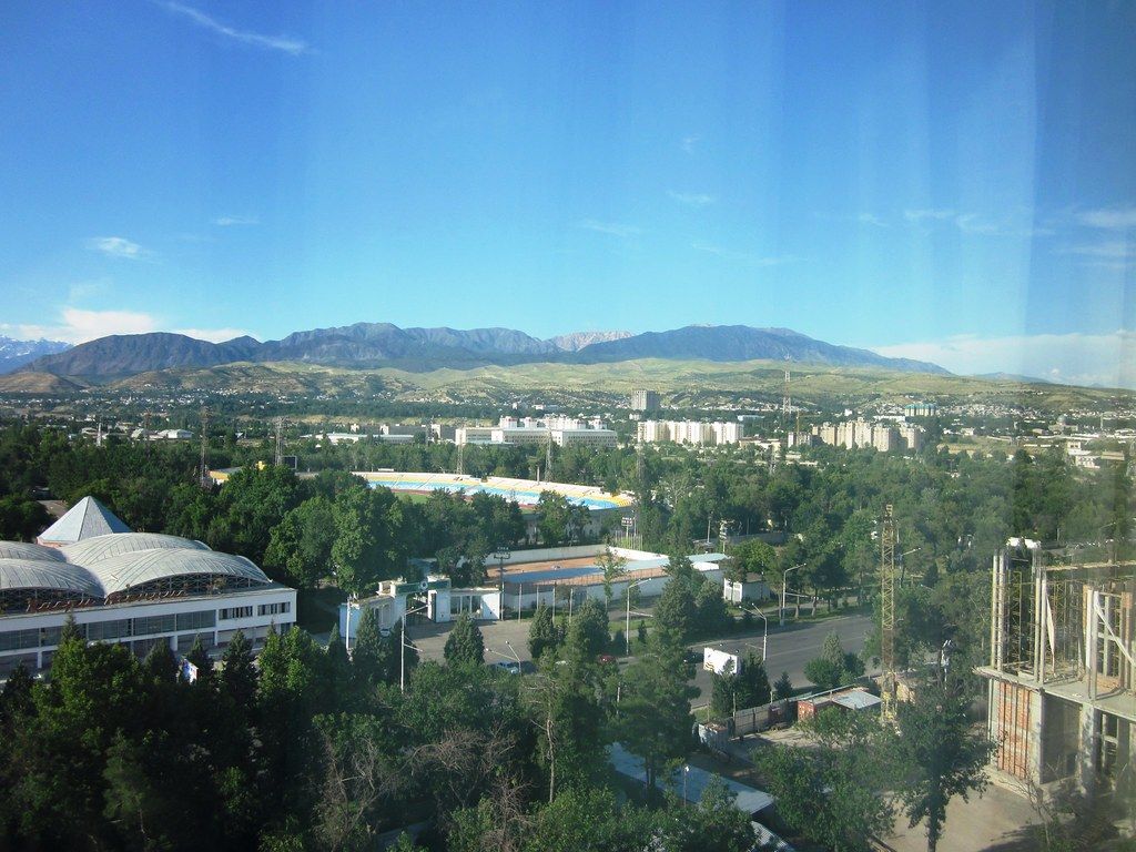 1024x768 The Dushanbe Landscape From the Dushanbe Hyatt Hotel