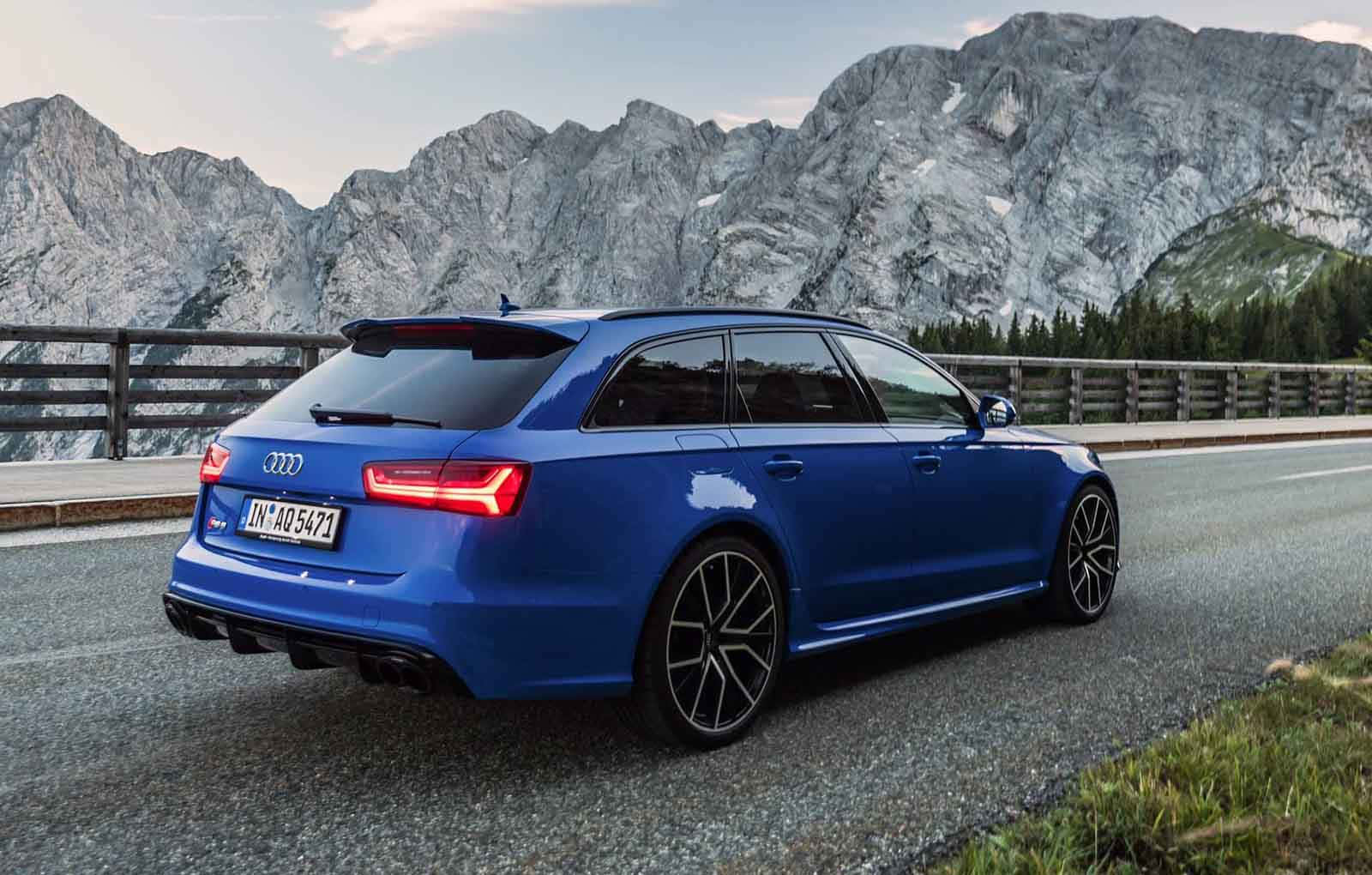 1600x1020 Download A Stunning Audi RS6 in Action Wallpaper