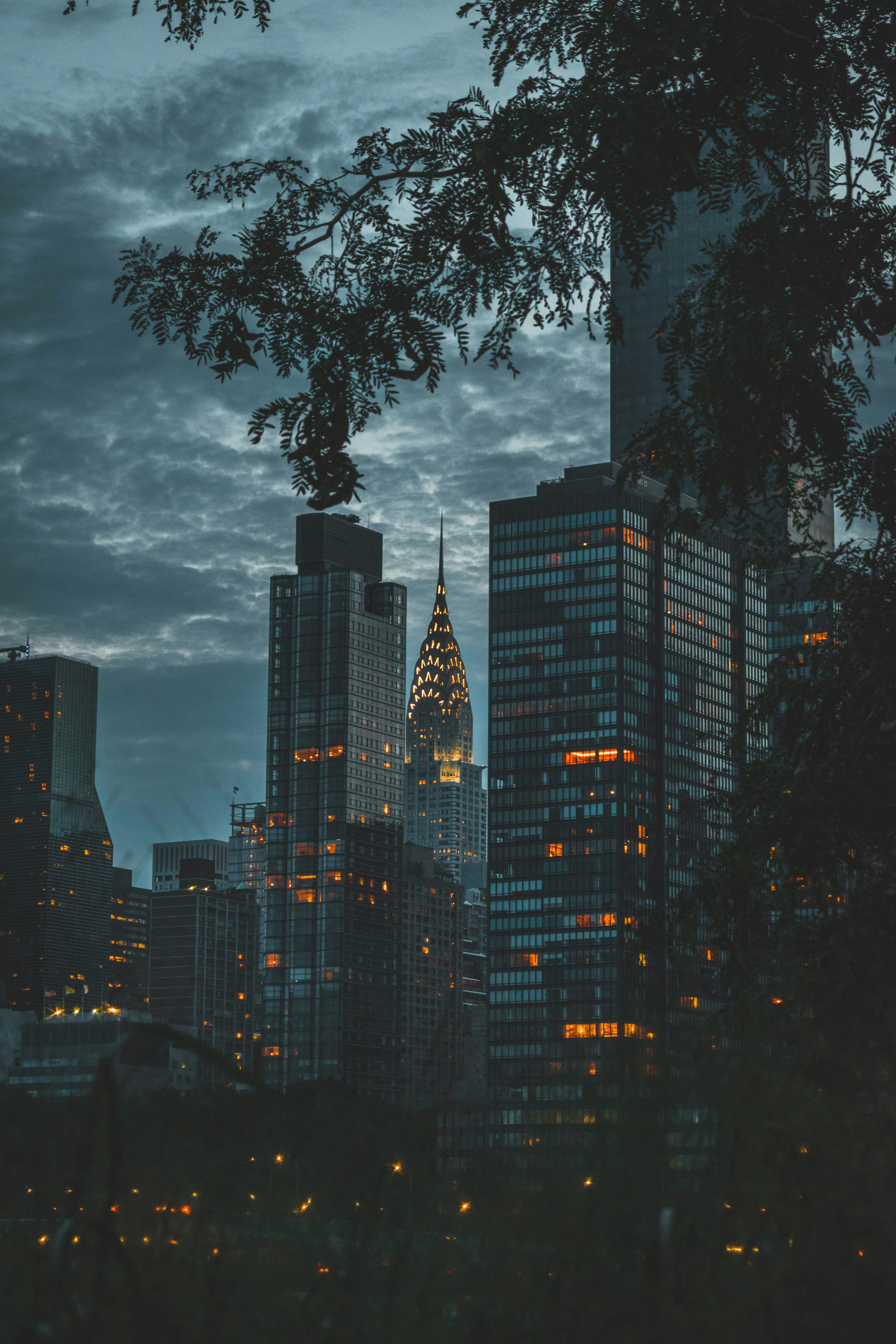 3000x4500 Dark City Picture [HD]. Download Free Image