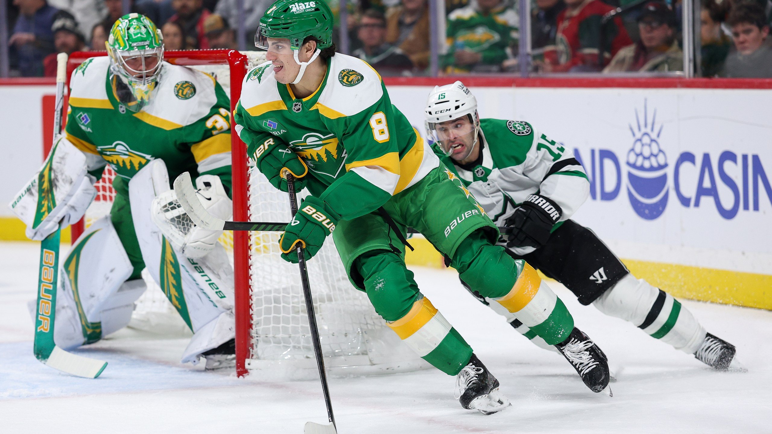 2560x1440 Wild acquire star defenseman Quinn Hughes from the Canucks in a blockbuster NHL trade
