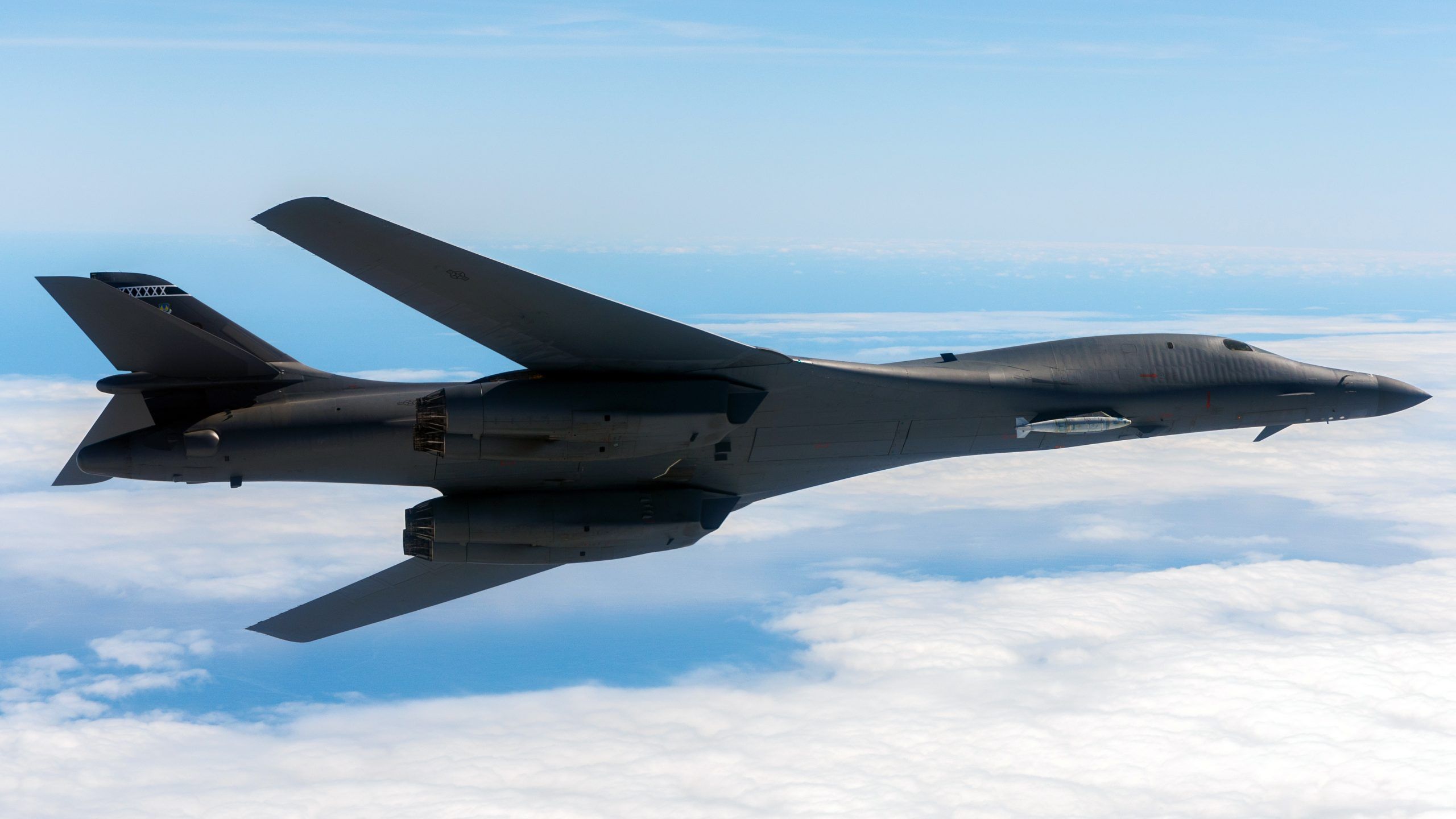 2560x1440 Rockwell B 1 Lancer