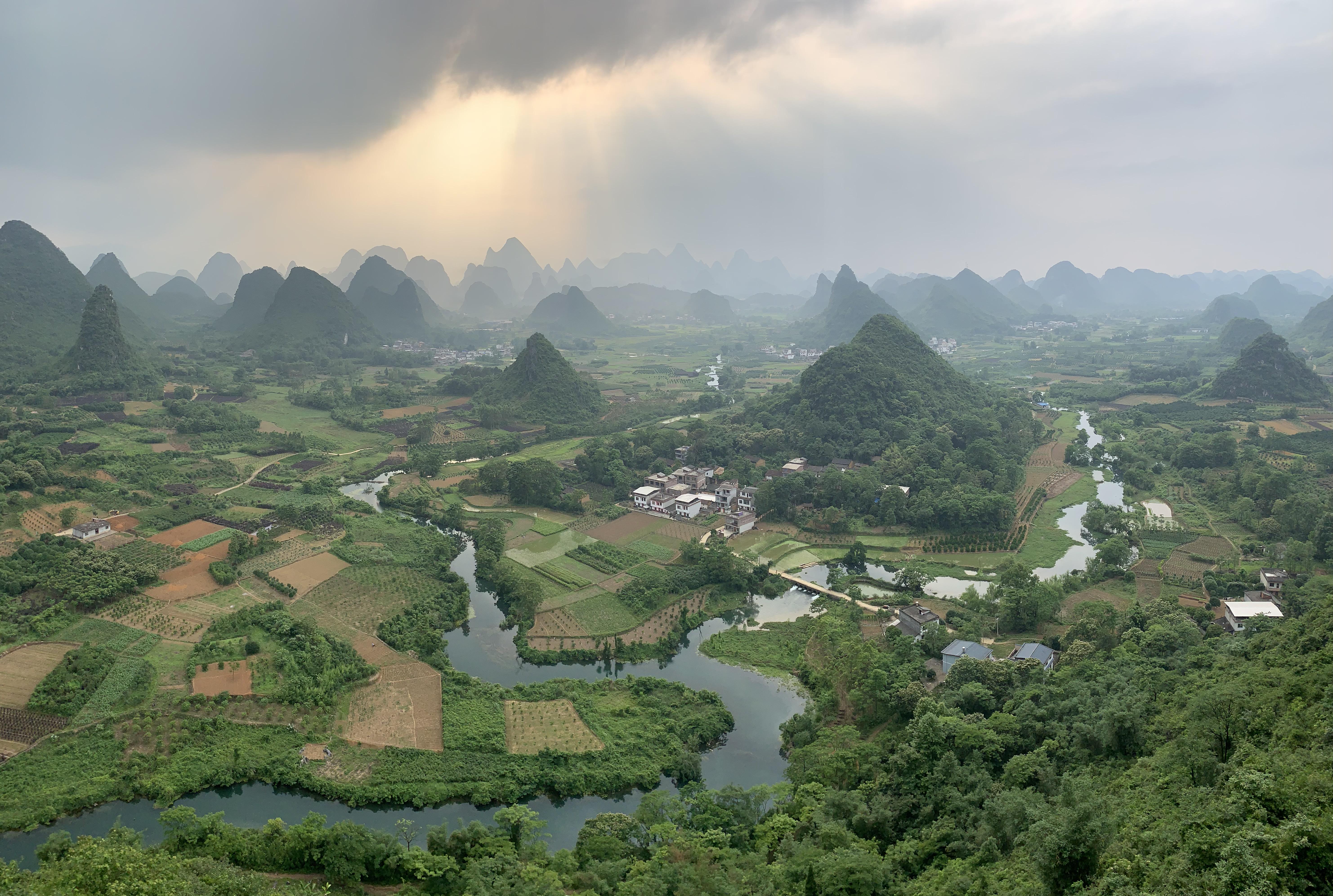 5928x3986 Maybe one of the best viewpoint I have ever been, China