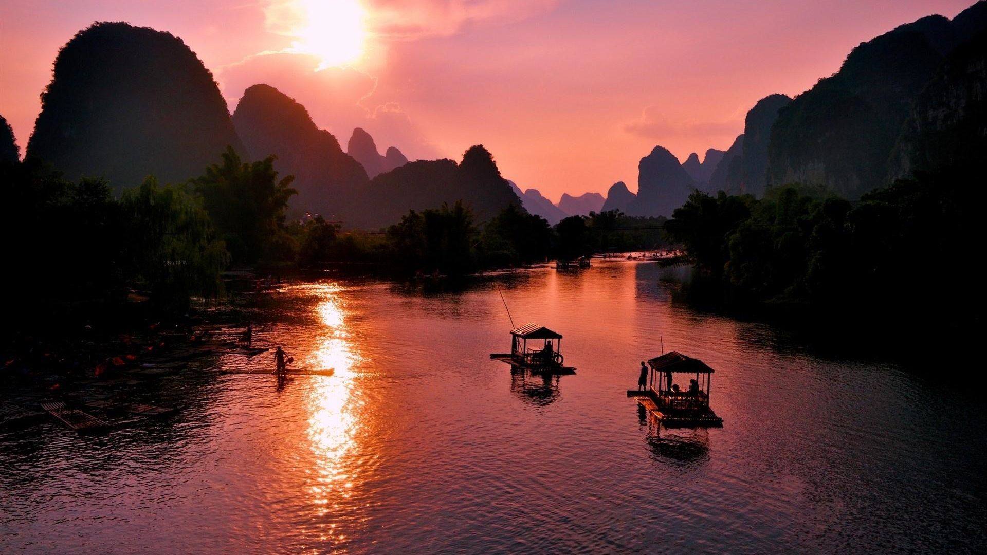 1920x1080 Wallpaper Beautiful Yangshuo landscape, Guilin, China, sunset, mountains, river, boats 1920x1200 Picture, Image