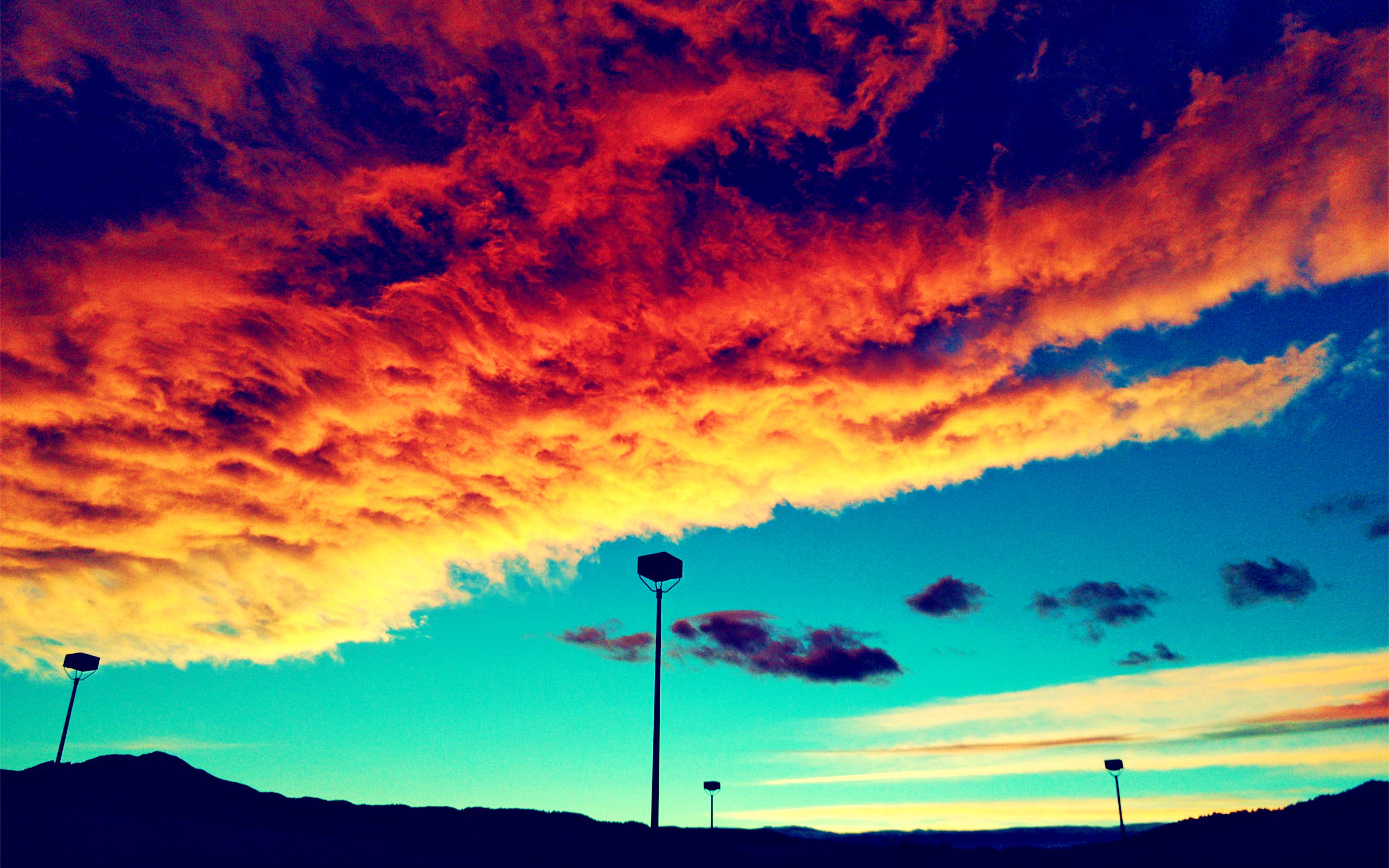 2560x1600 Sunset Glow of Rocky