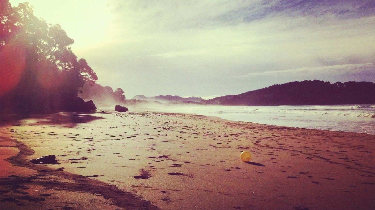 1548x870 Download Vintage Beach Sunset Glow Wallpaper