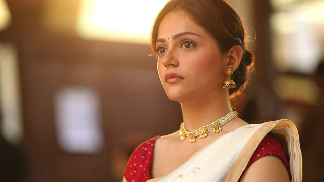 1280x720 PICS: Aneet Padda's breathtaking moments from Saiyaara