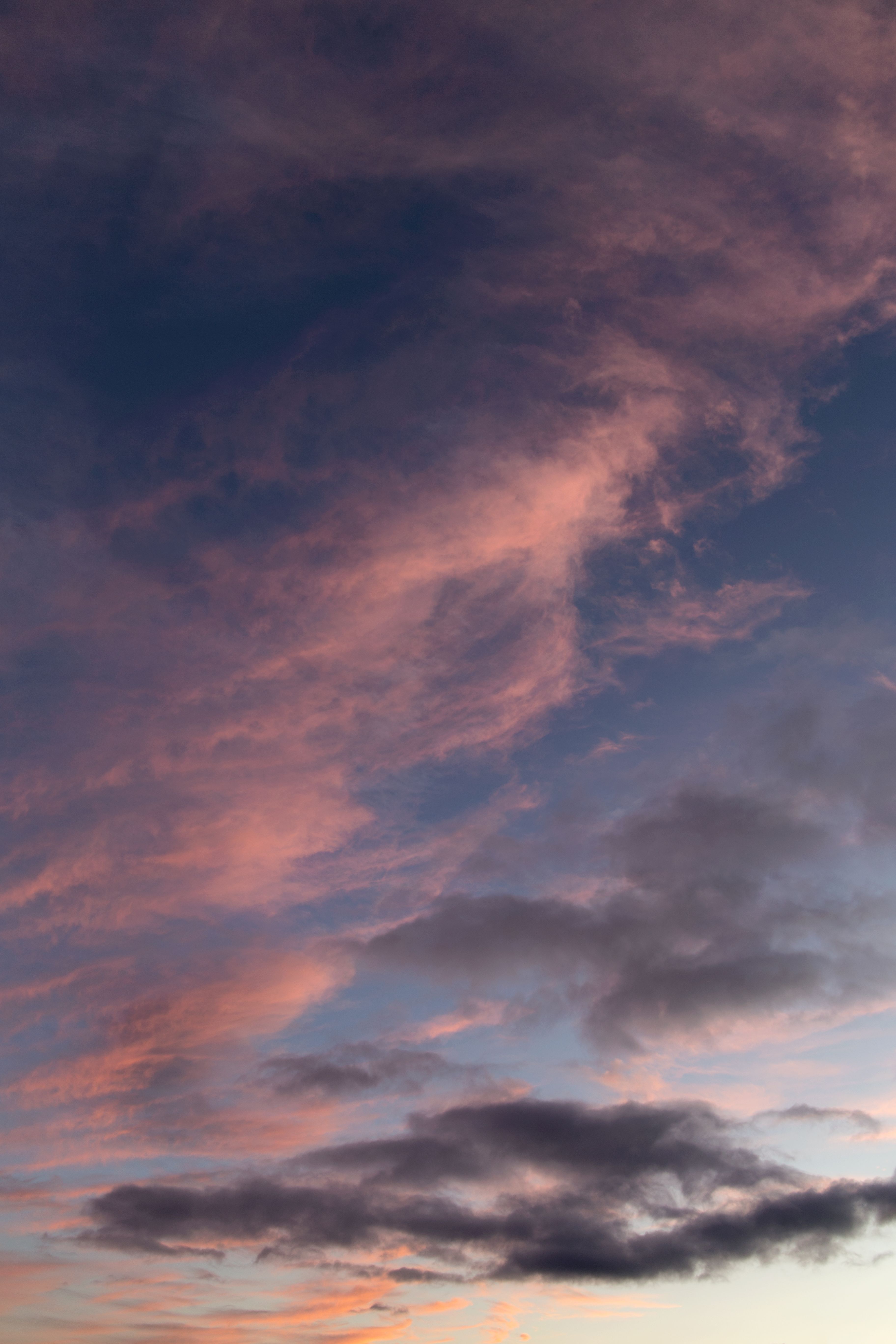 3648x5472 Fading Sunset Glow Photo Download