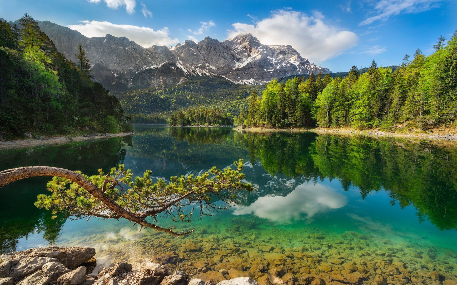 1920x1200 Lake In Alps Wallpaper