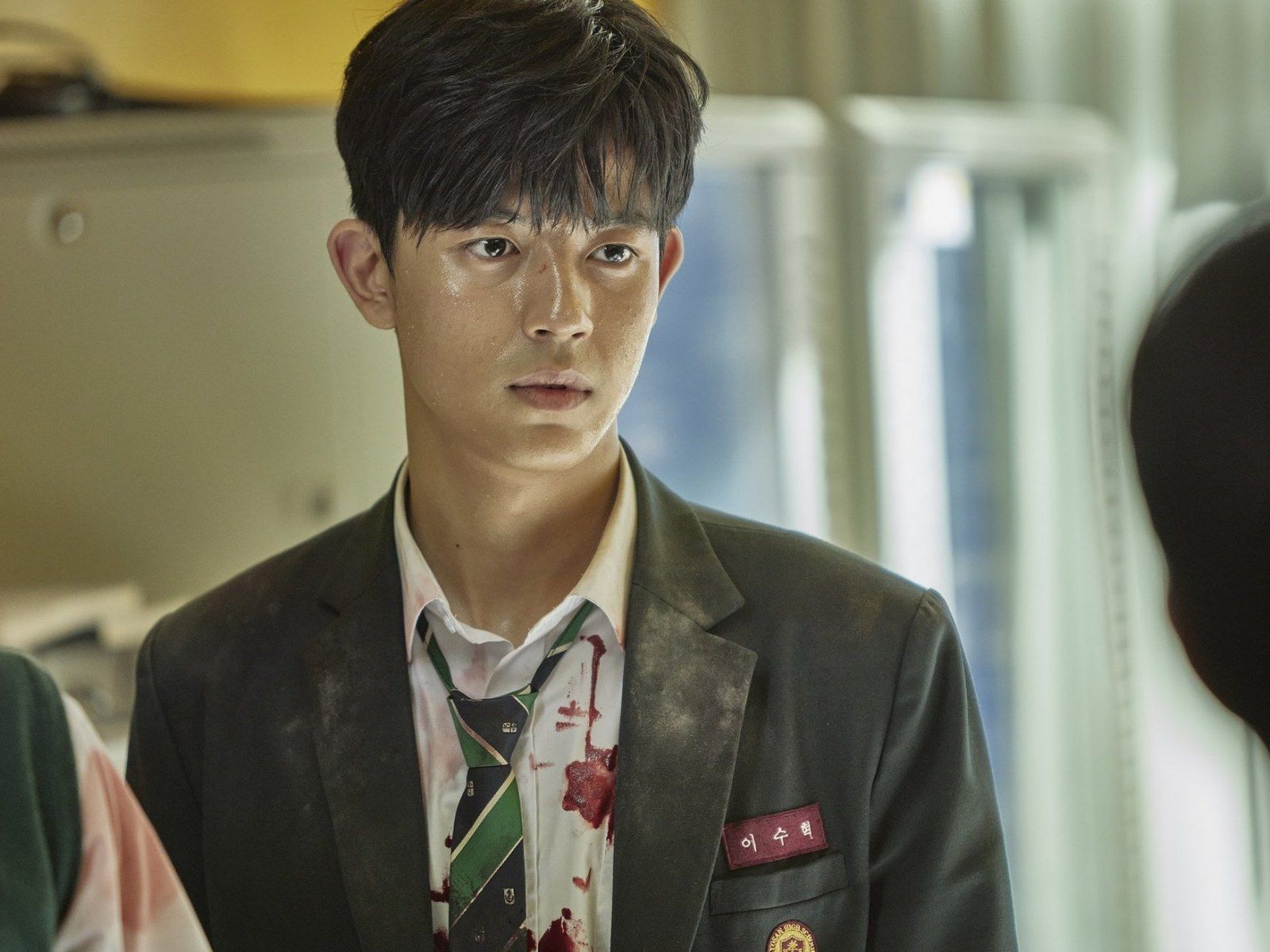 1600x1200 Can We Take A Moment To Appreciate Su Hyeok? He Was Actually FIGHTING The Zombies Using Martial Arts. No One, NO ONE ELSE Even Tried To Throw Hands With The Zombies, Yet This